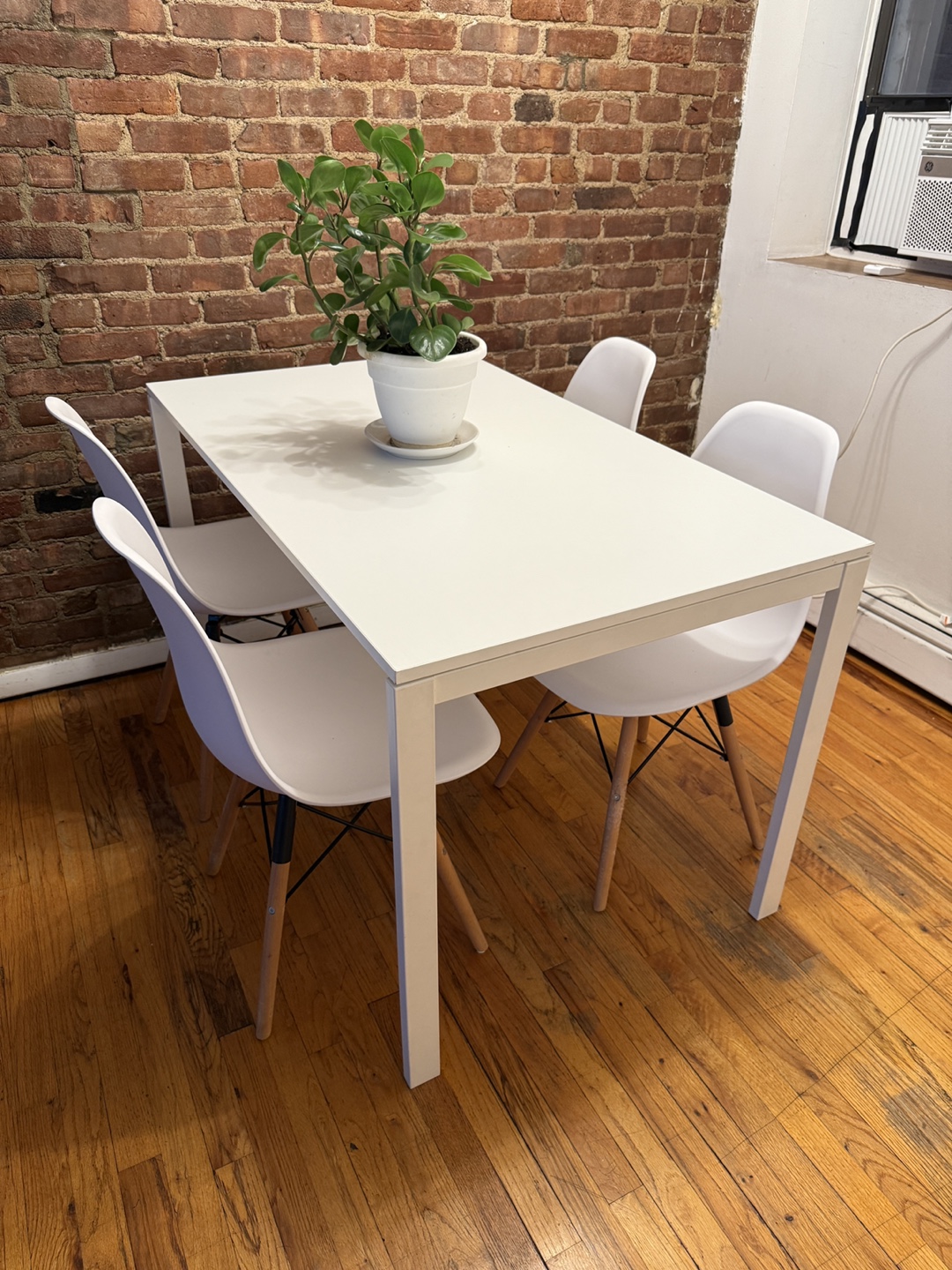 Dining Table with Chairs - photo 2