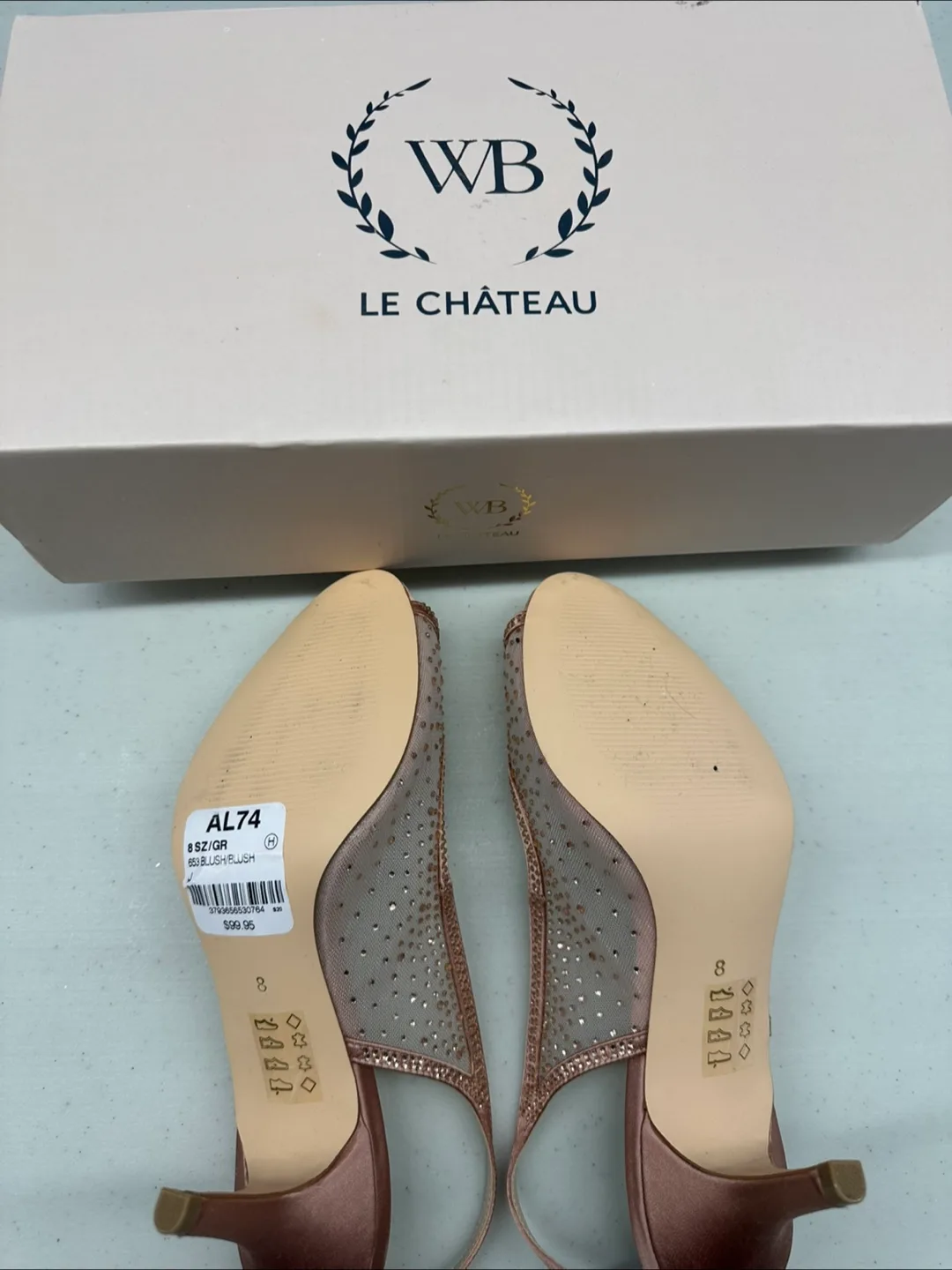 *New* Le Chateau Blush Heels - Size 8 image indicator(2)