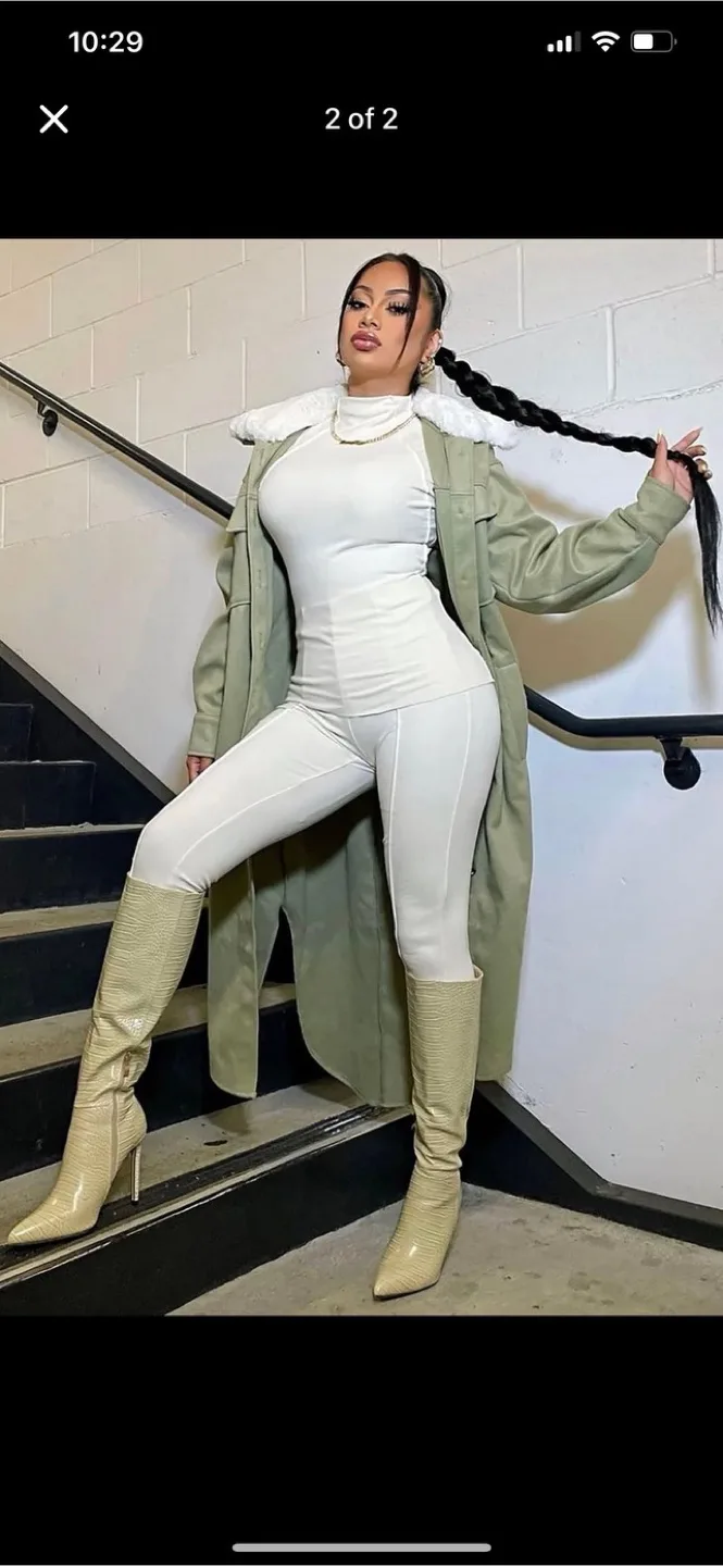 Long Coat with Collar image indicator(2)