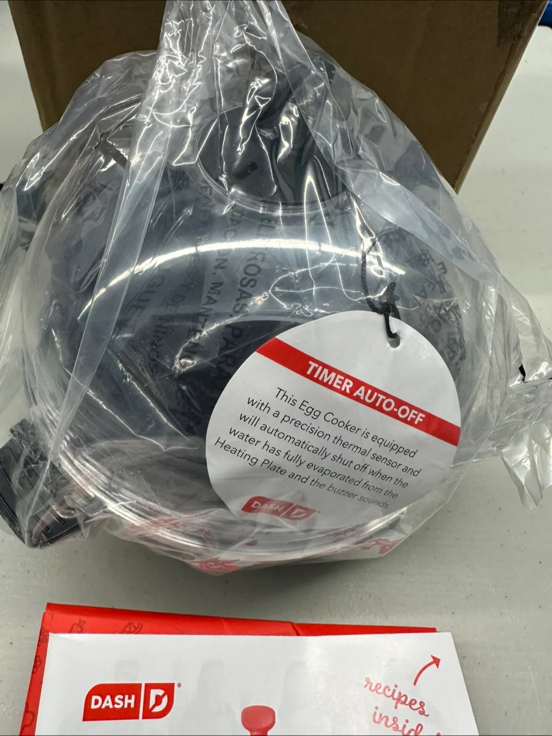 *New, never used* Dash Rapid Egg Cooker image indicator(3)