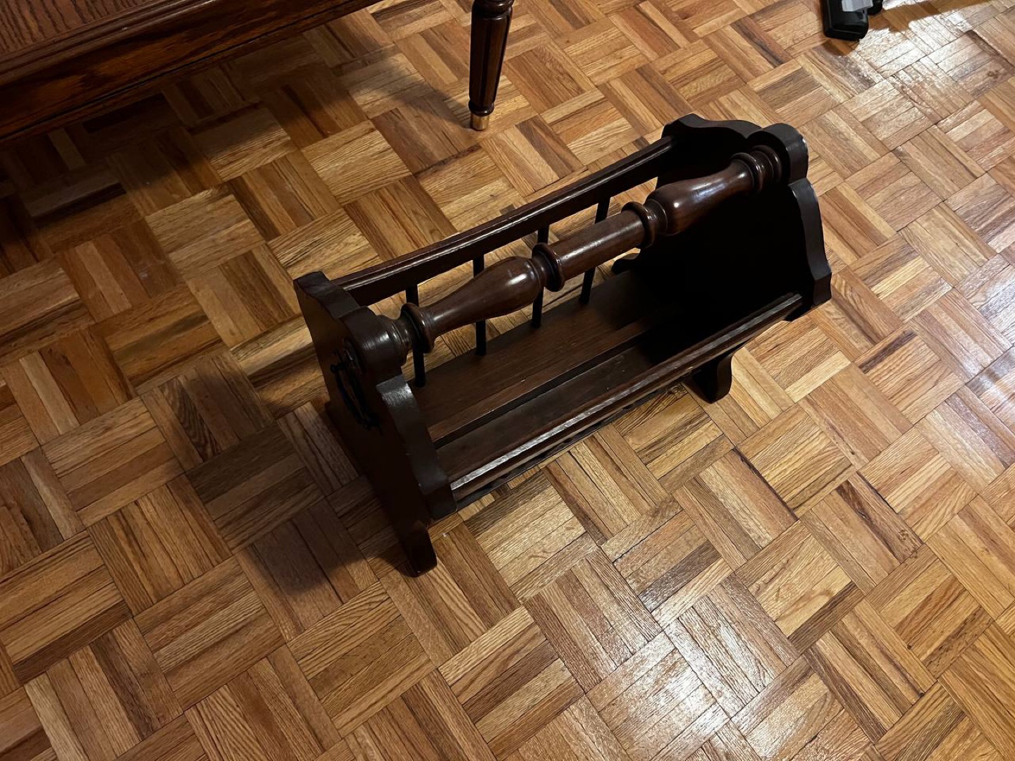Wooden Magazine Rack - photo 3