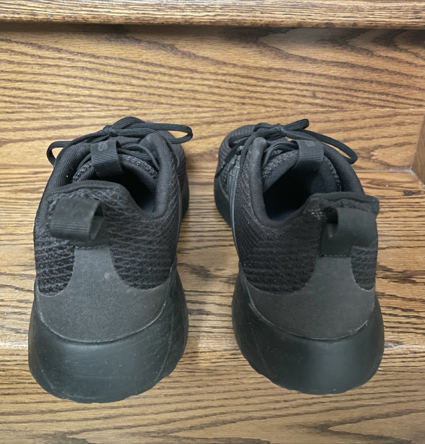 Black Adidas sneakers - photo 3