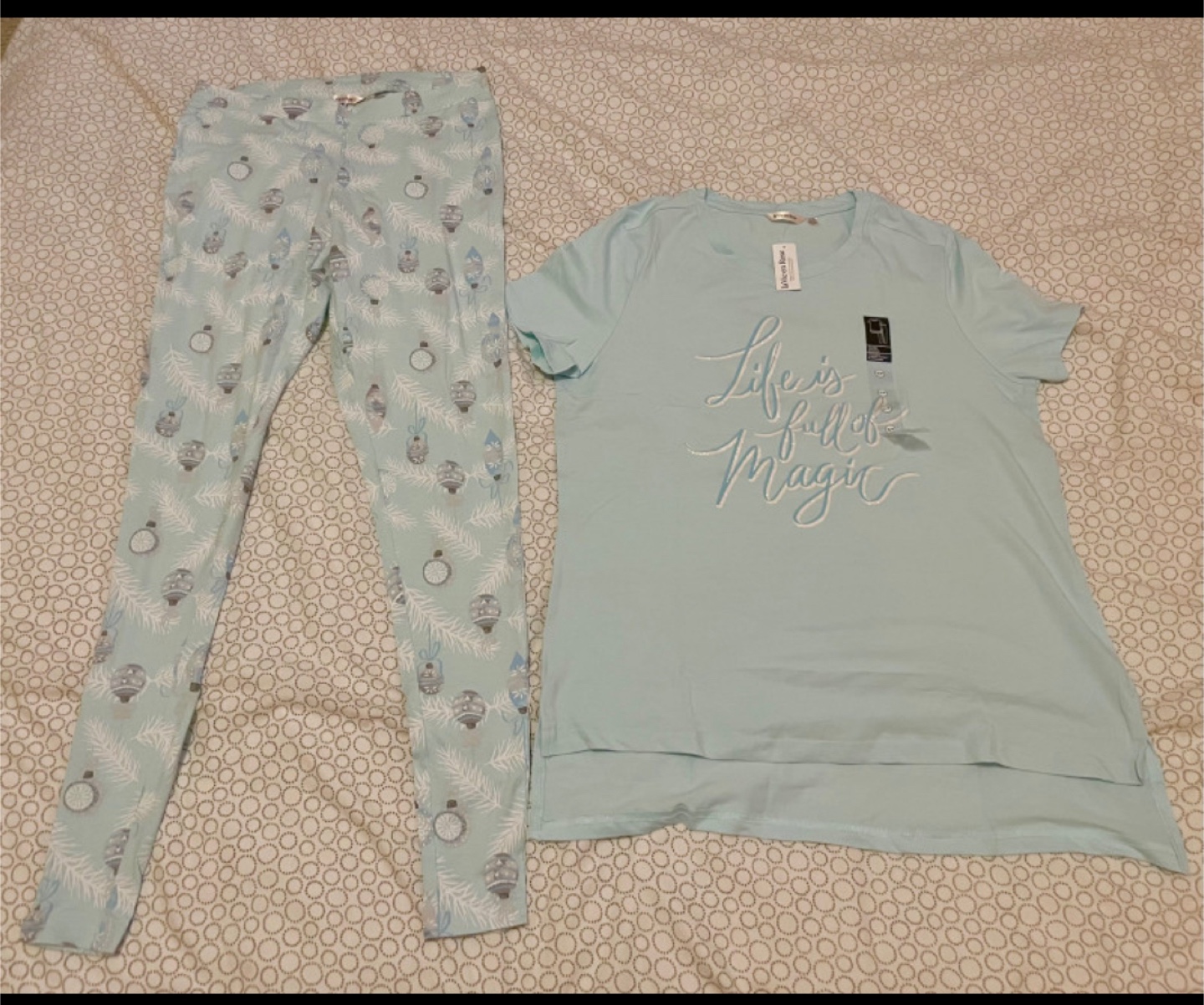 La Vie en Rose Sleepwear Set