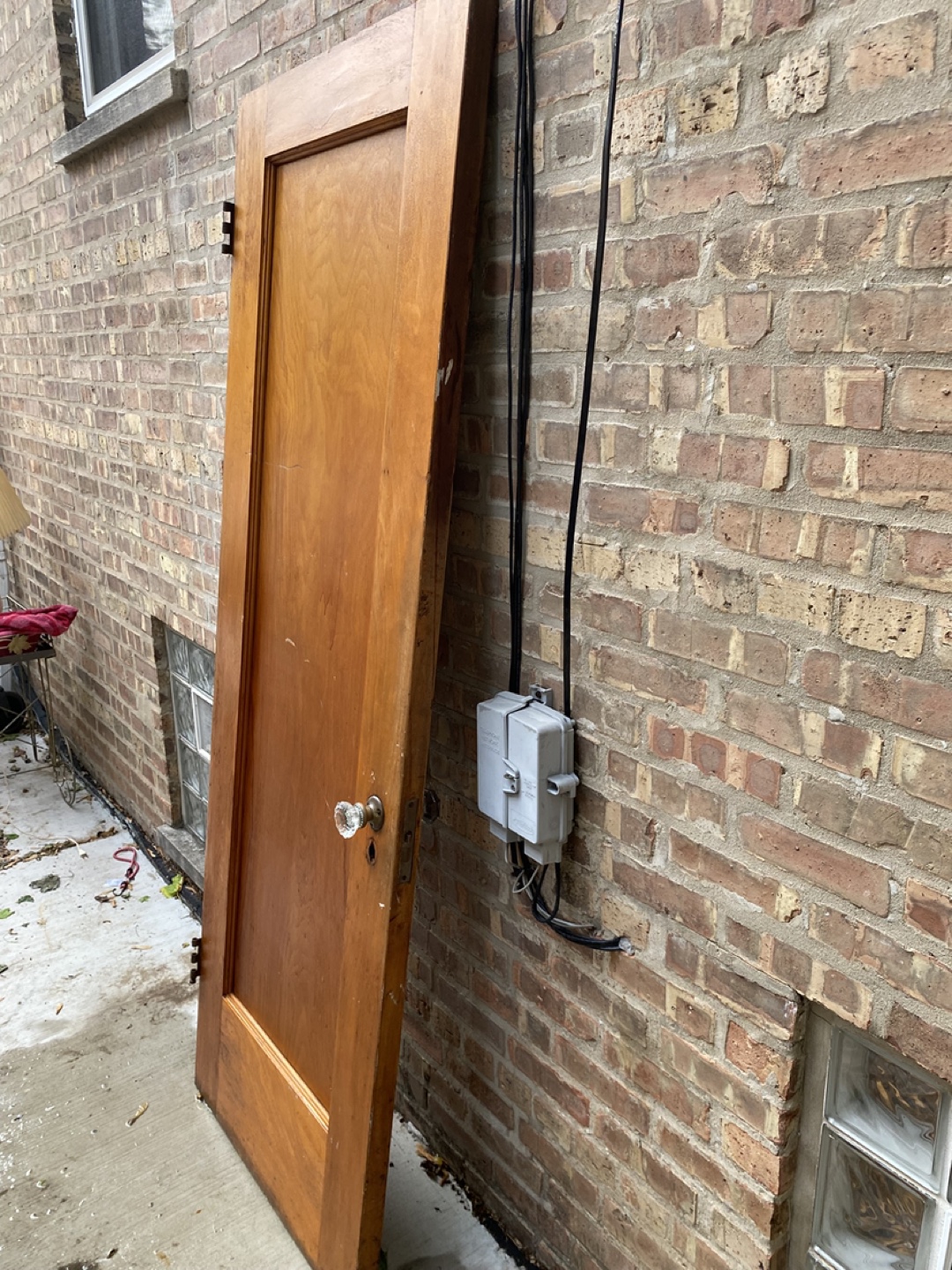 Antique Chicago bungalow Wooden Door With Glass Knob - photo 3