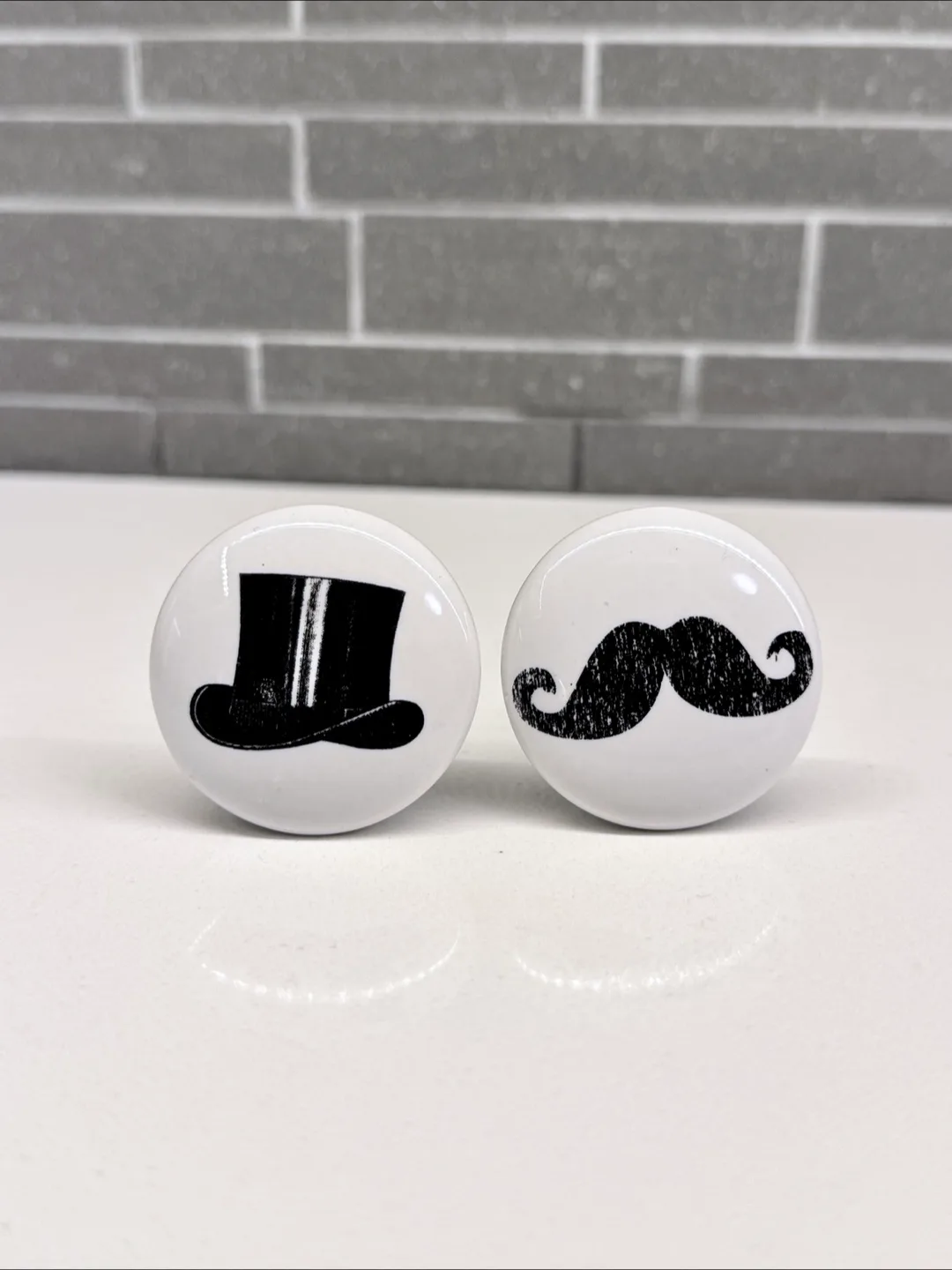 Set of ceramic drawer knobs | Zara Home thumbnail