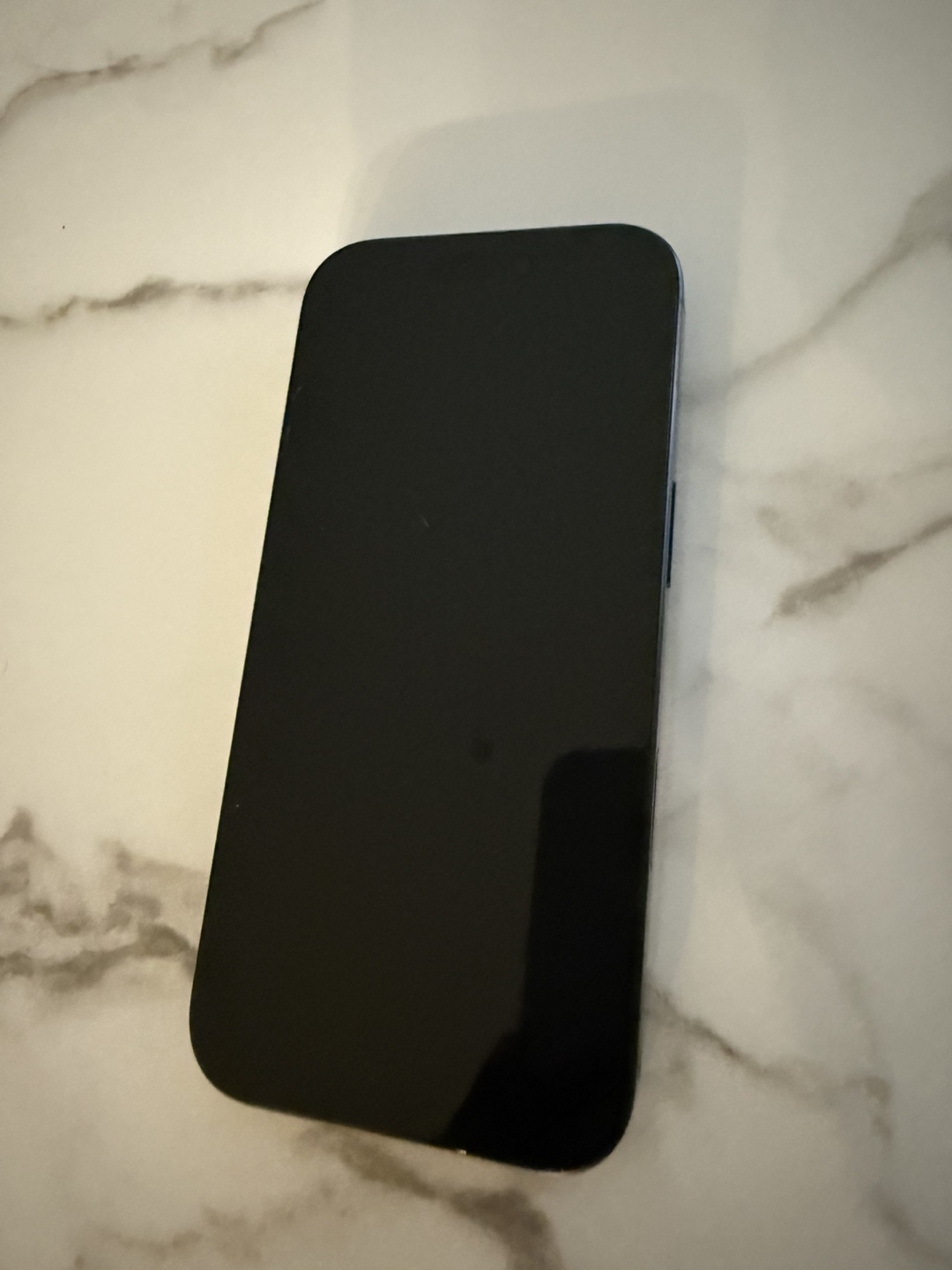 Iphone 16 pro Apple Black Smartphone Price is Firm - photo 4