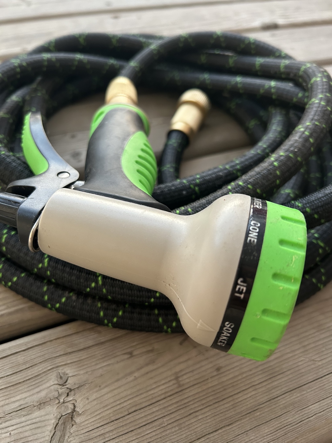 25 ft Garden Hose with sprayer - photo 3