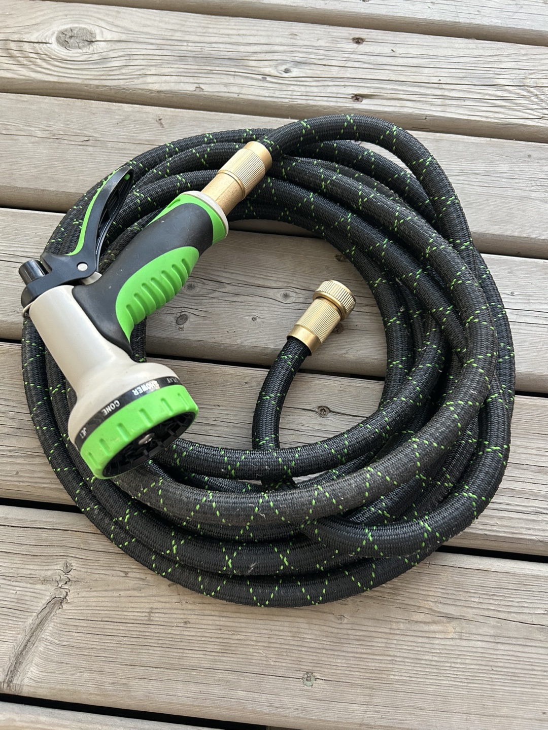 25 ft Garden Hose with sprayer