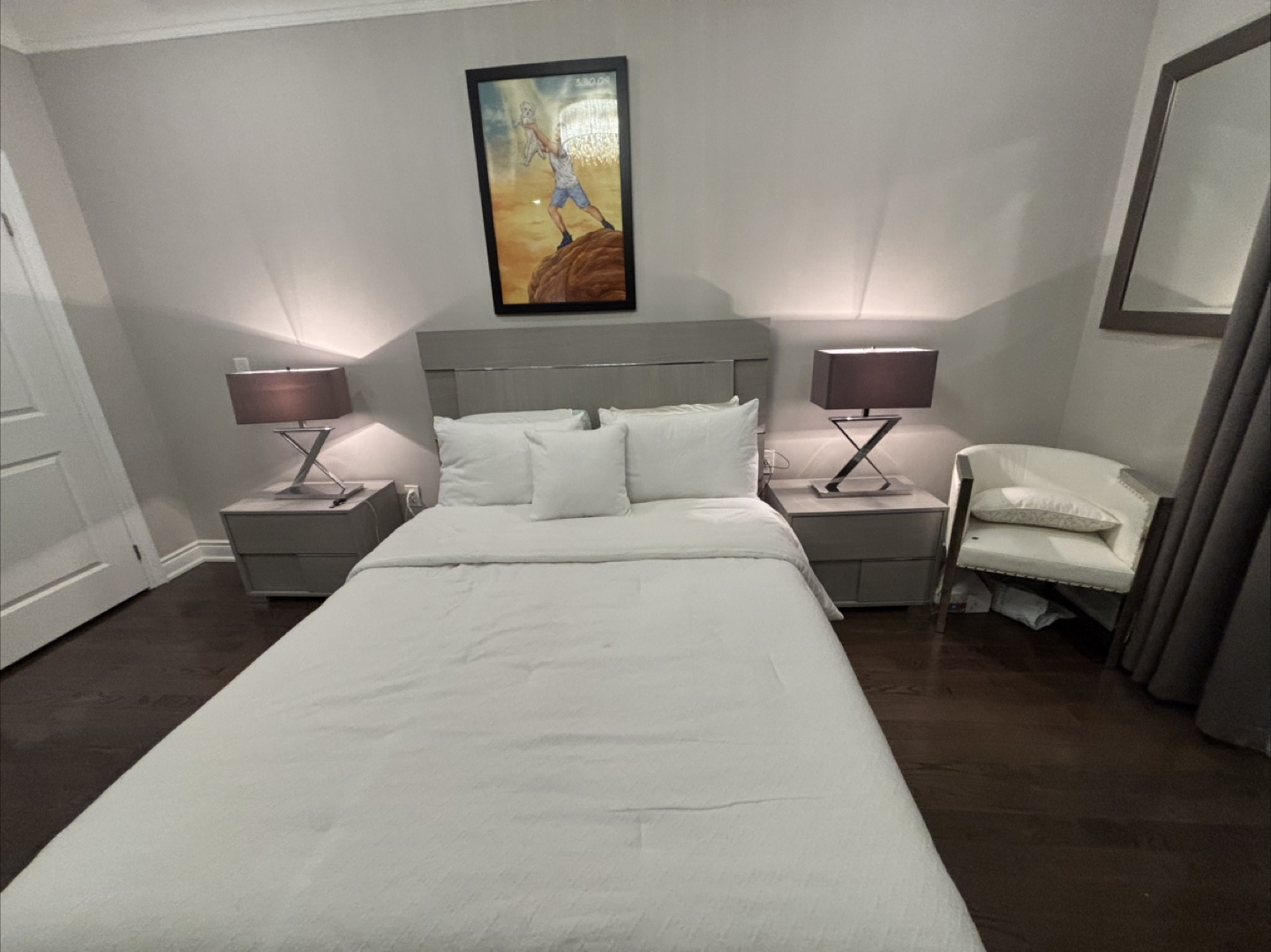 Bedroom Furniture Set