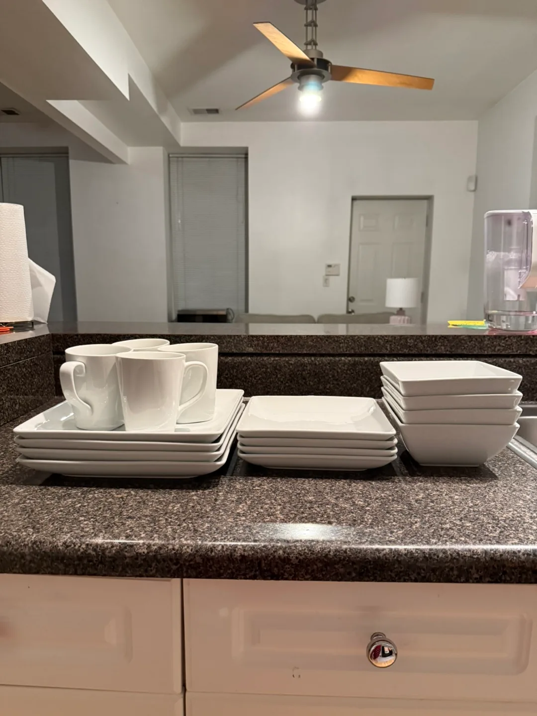 White Dishes Set thumbnail