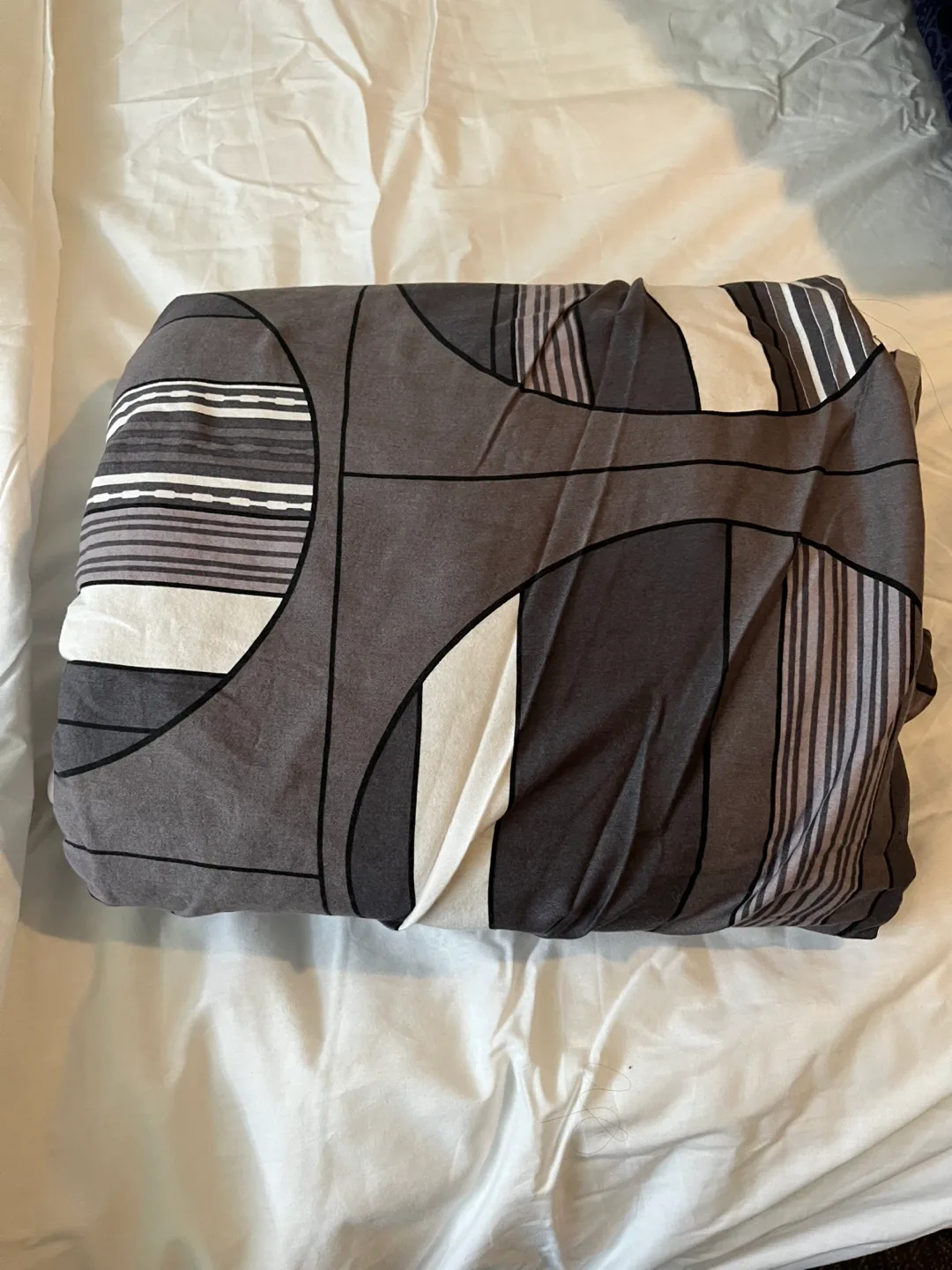 Duvet cover - 3 different queen set image indicator(2)