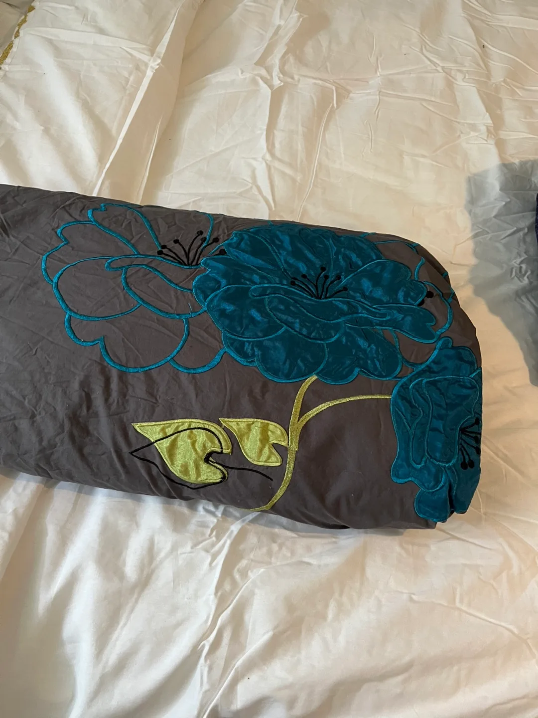 Duvet cover - 3 different queen set image indicator(3)