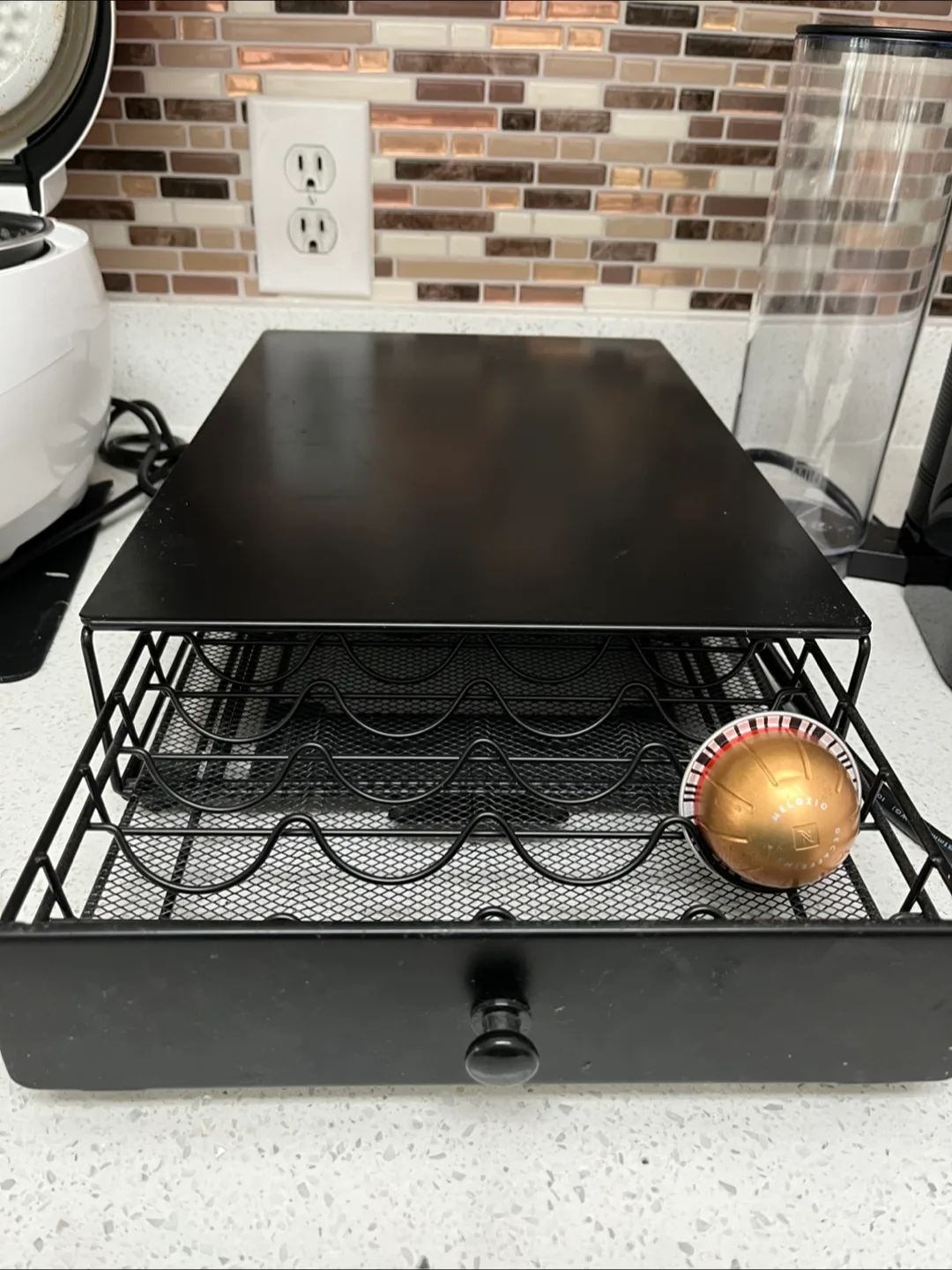 Nespresso VertuoLine Coffee Machine & Pod Storage image indicator(2)