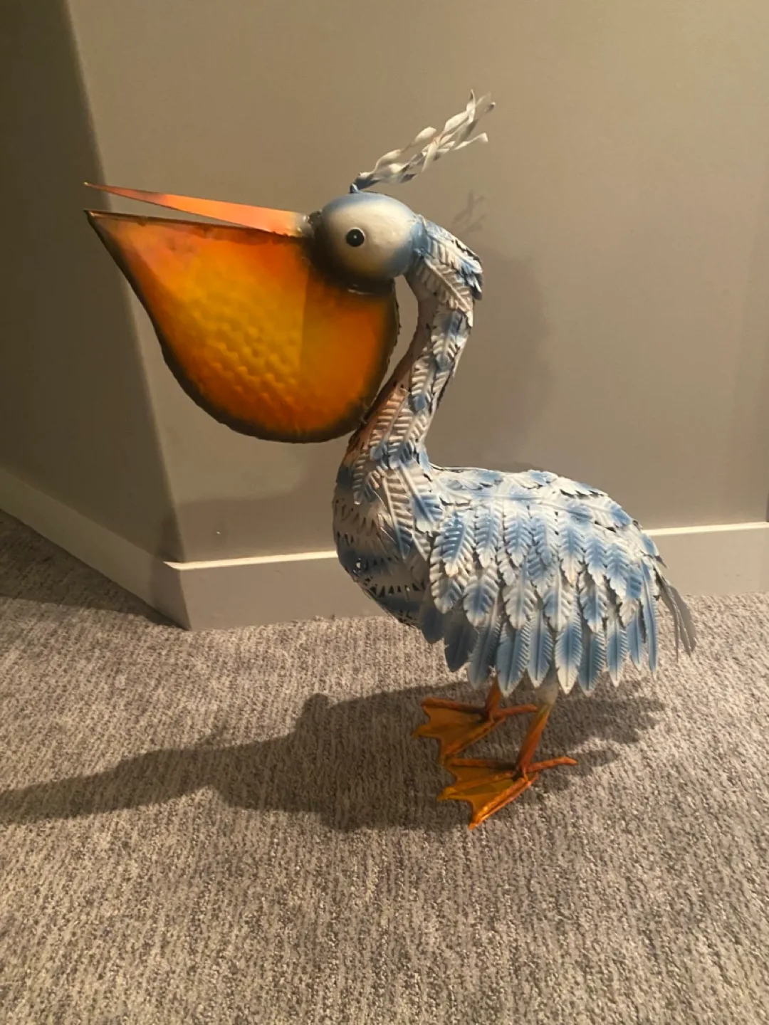 Metal Pelican Statue thumbnail