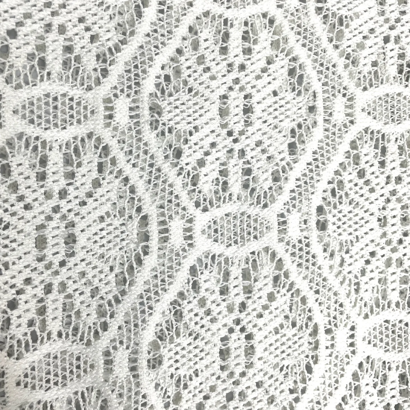 Banana Republic White Lace Shirttail Top Size S Petite image indicator(5)