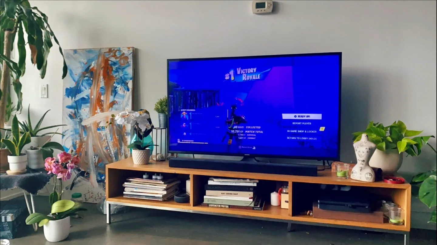 Samsung 60” SMART TV thumbnail