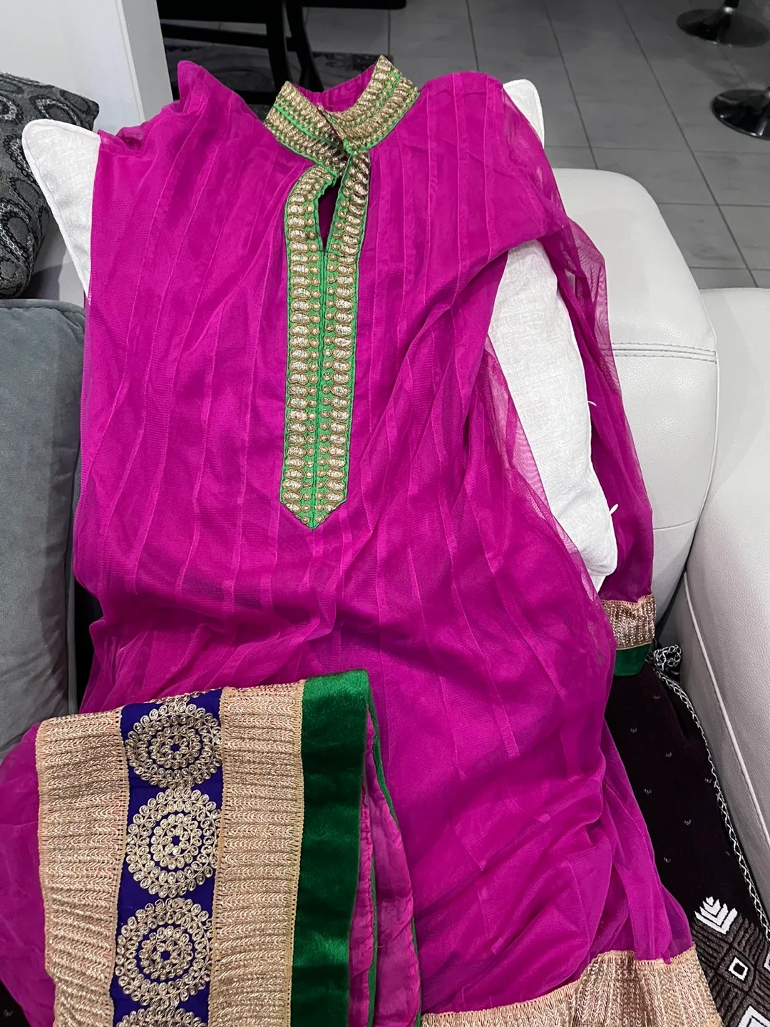 Embroidered Kurta Set Free thumbnail