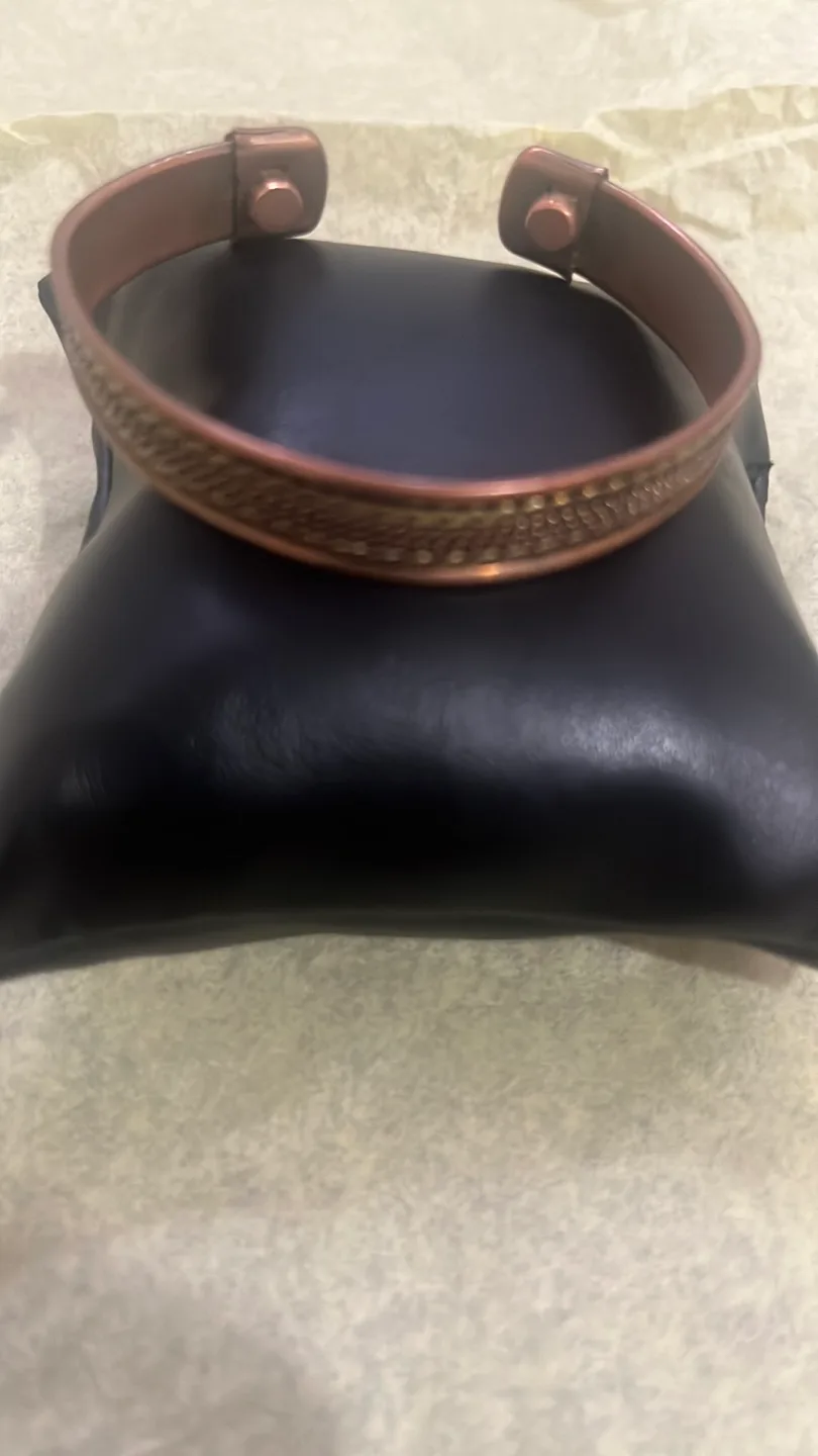 Copper Cuff Bracelet image indicator(4)