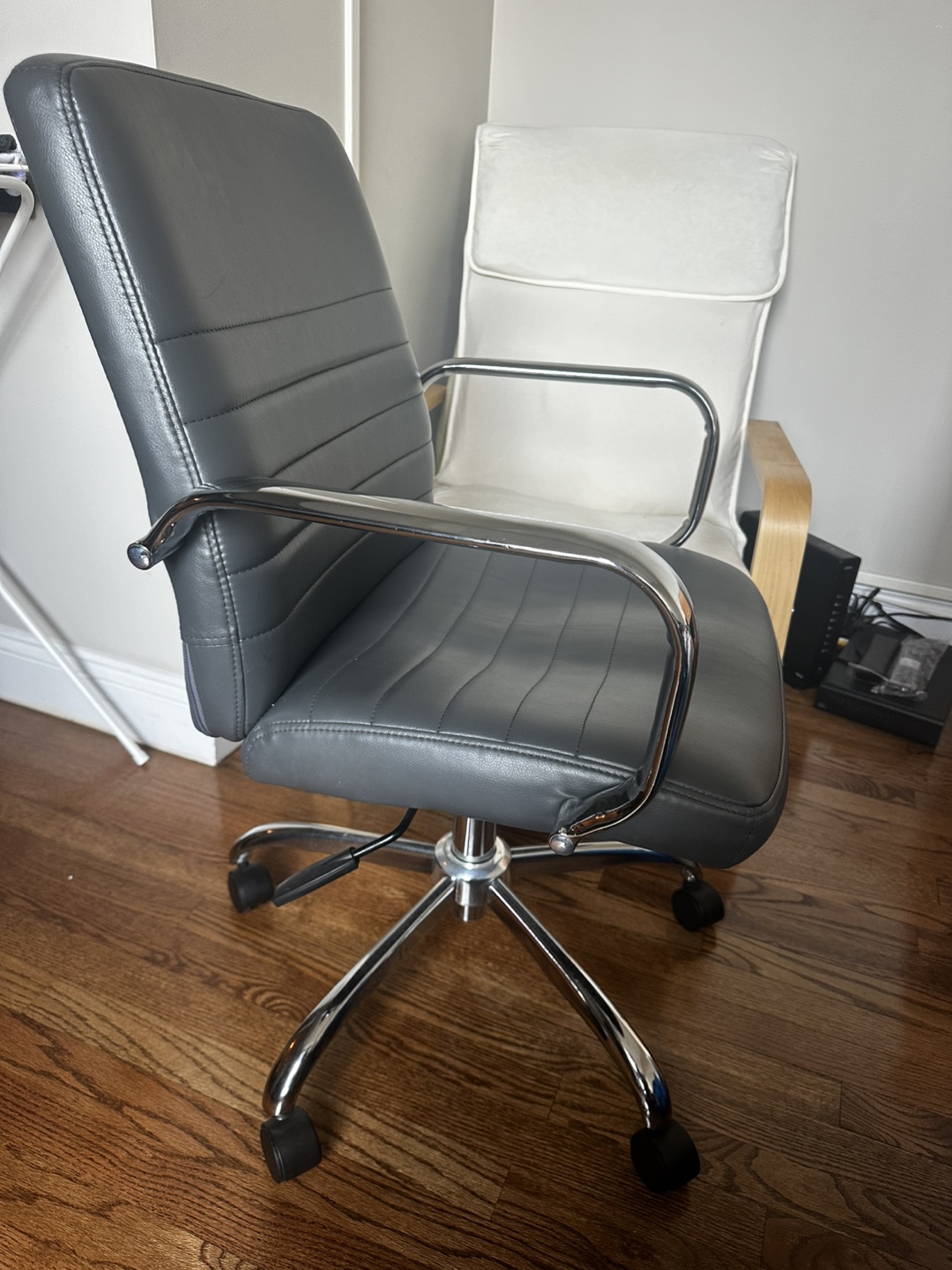 Gray Office Chair - photo 3