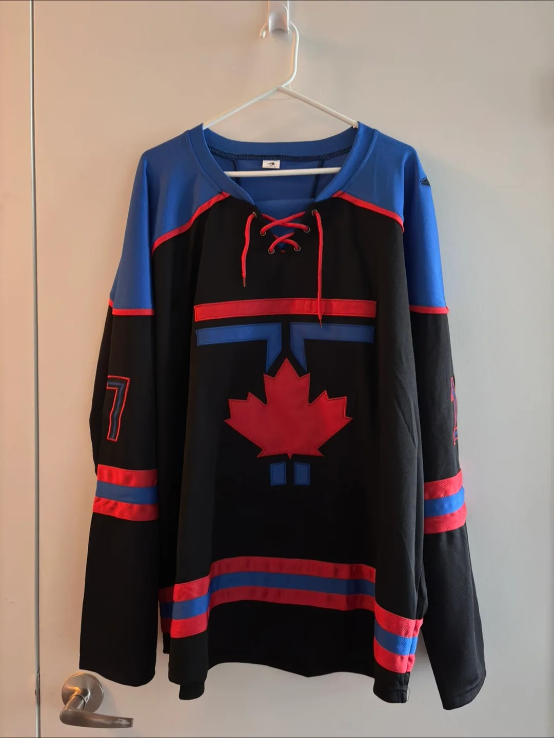 Vladimir Guerrero Jr Toronto Blue Jays Hockey Jersey XL thumbnail