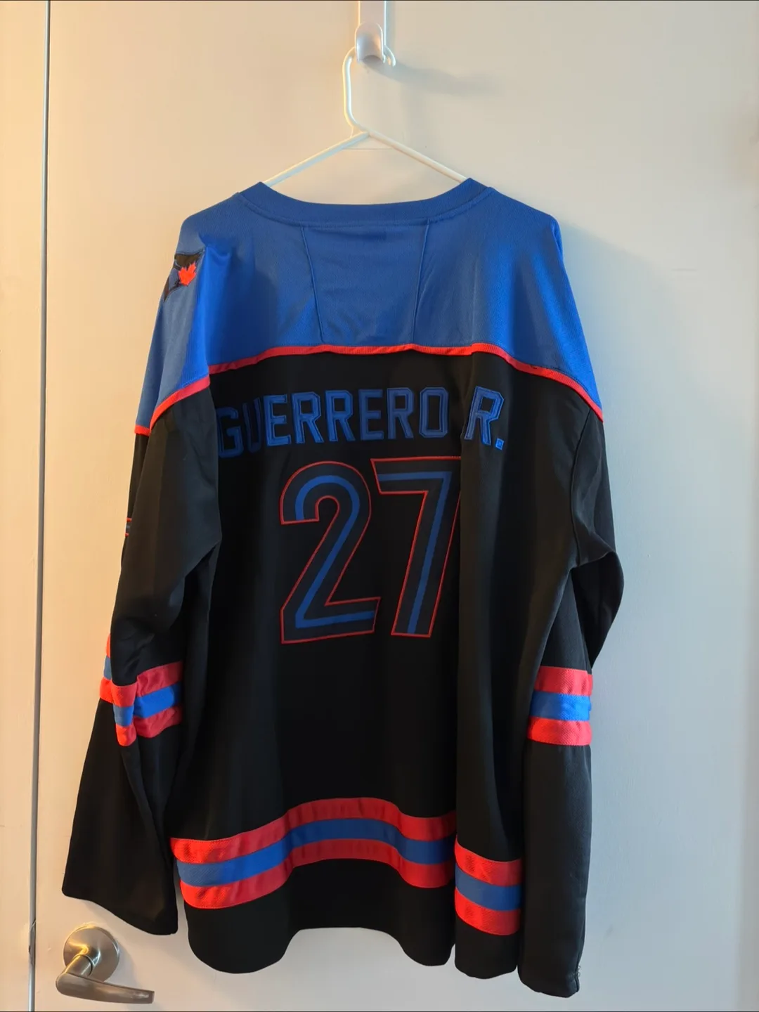 Vladimir Guerrero Jr Toronto Blue Jays Hockey Jersey XL image indicator(2)