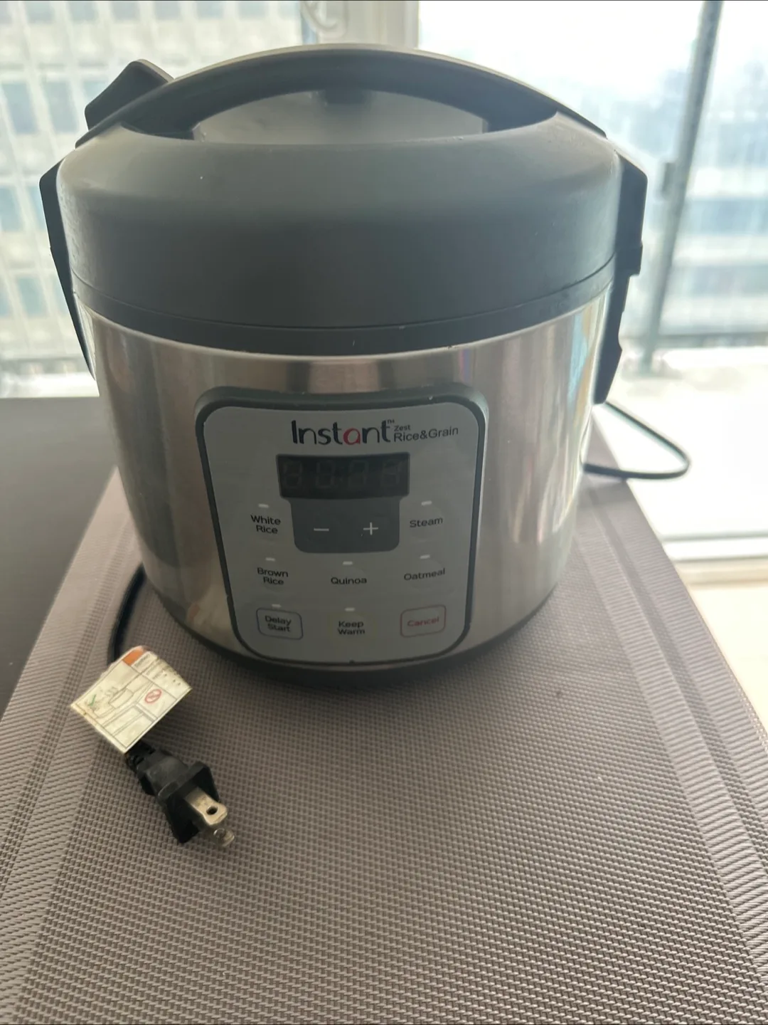 Instant Rice & Grain Cooker thumbnail
