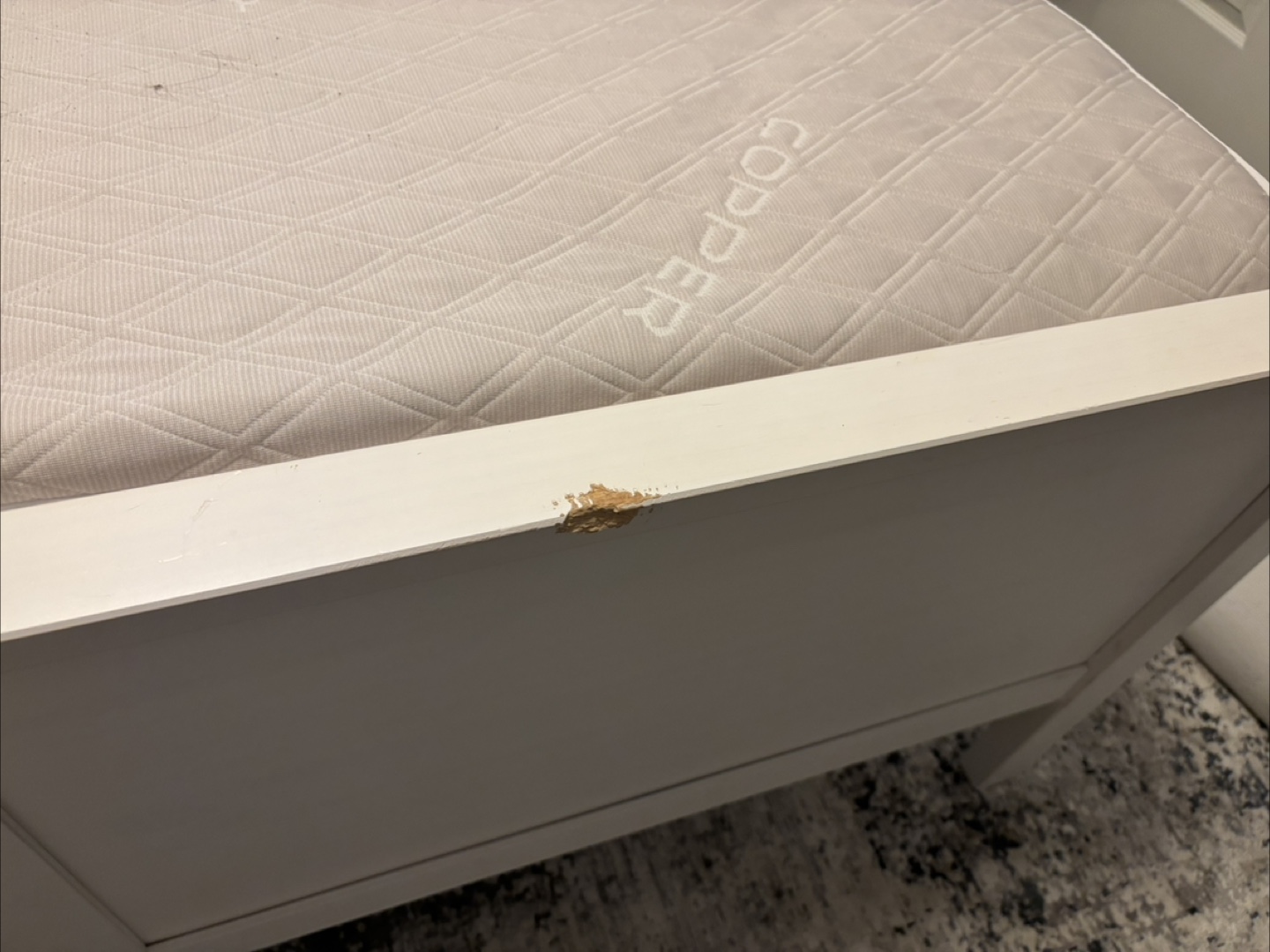 Queen White Bed frame with Serta mattress - photo 4