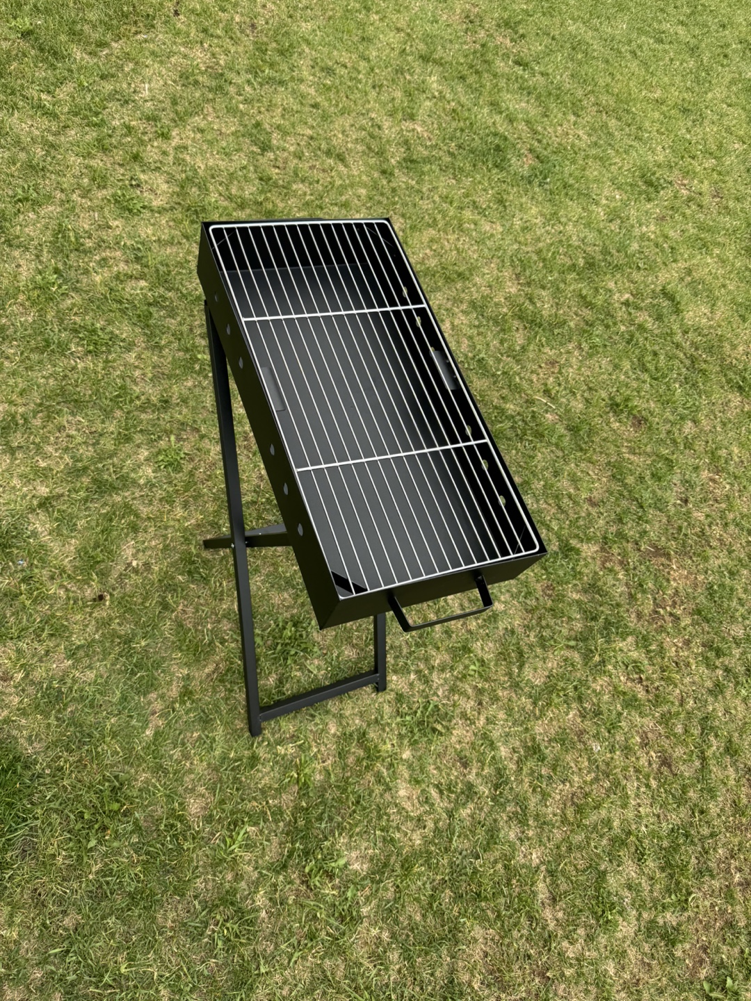 Portable Charcoal Grill
