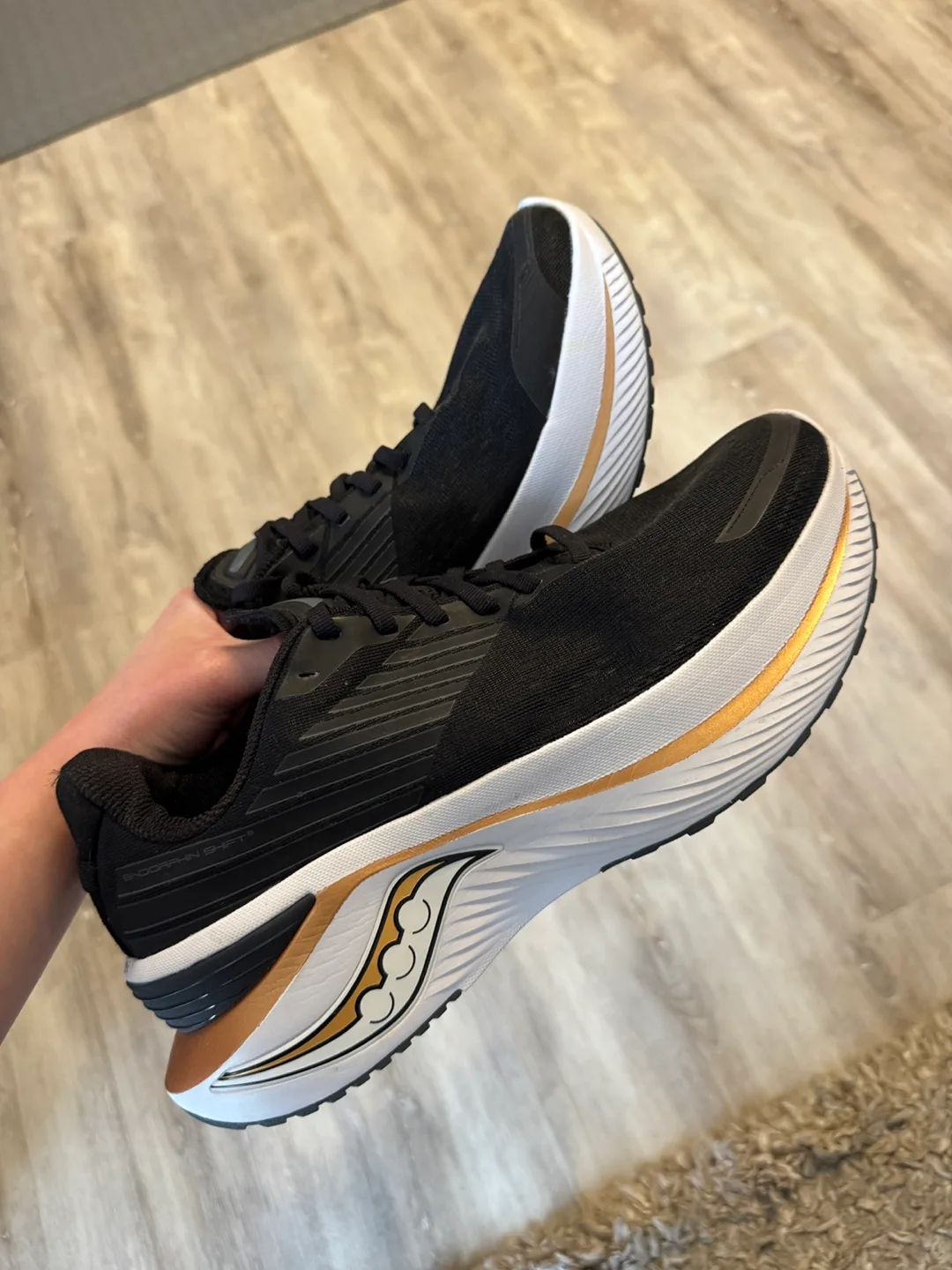 Saucony Endorphin Shift 3 Black Running Shoes thumbnail