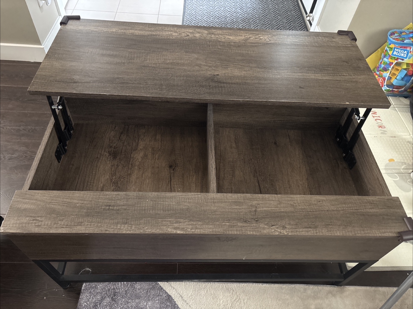 Lift-Top Coffee Table