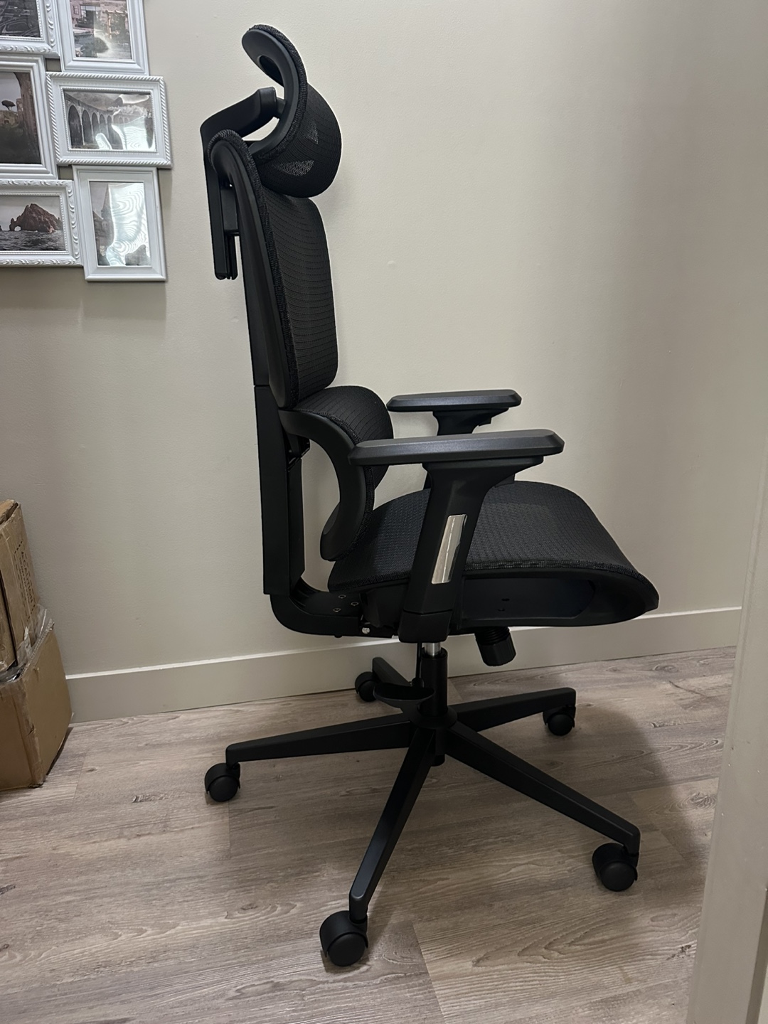 Brand New Ergonomic High-Back Office Chair – Black - photo 3