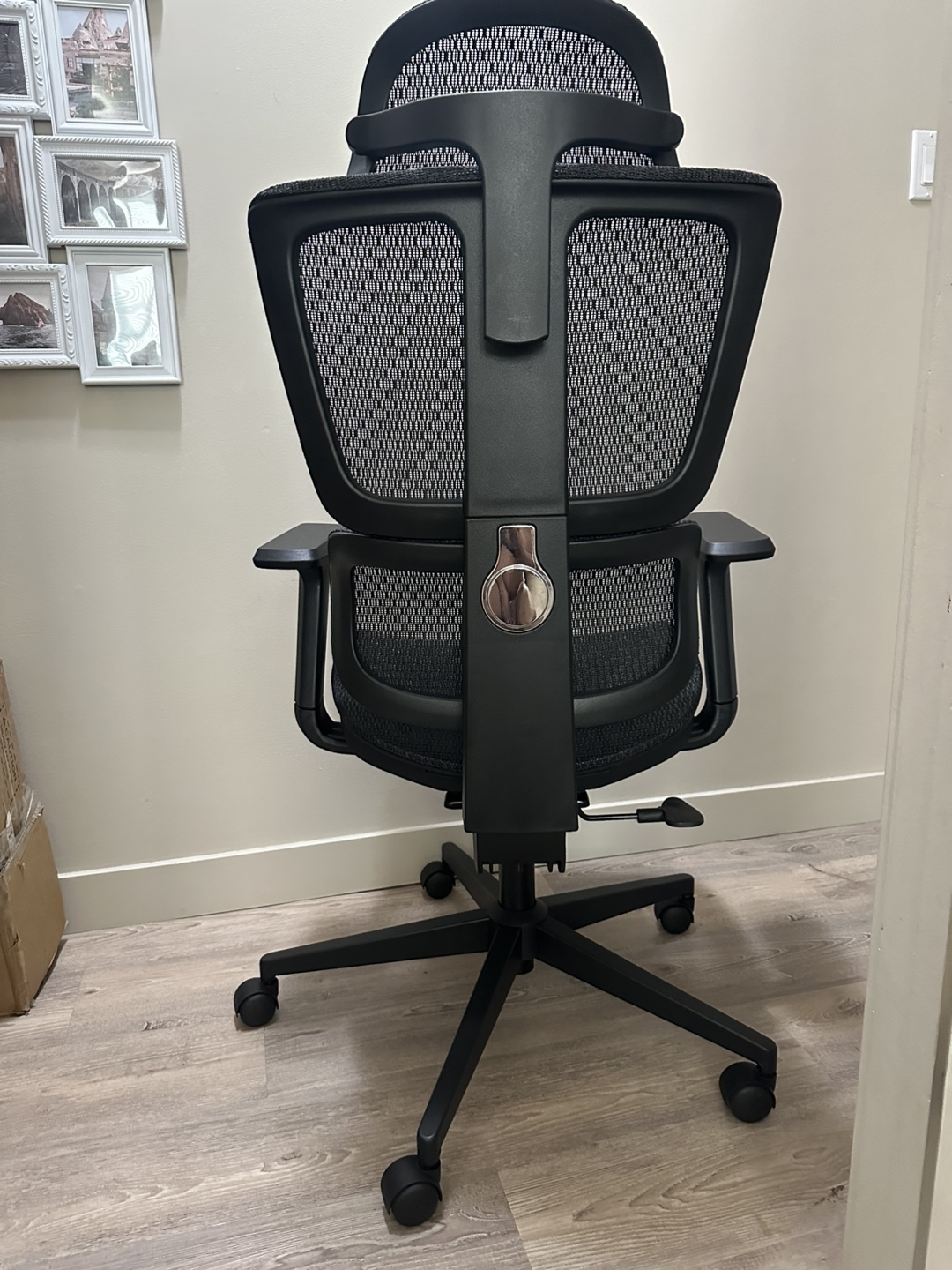 Brand New Ergonomic High-Back Office Chair – Black - photo 4
