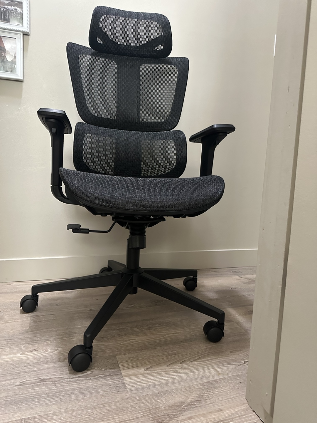 Brand New Ergonomic High-Back Office Chair – Black - photo 5