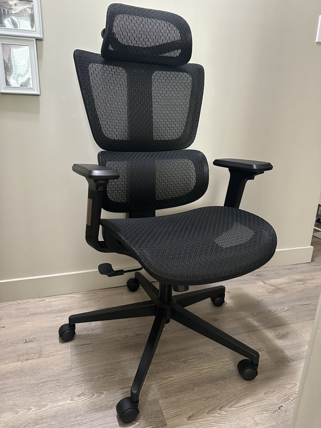 Brand New Ergonomic High-Back Office Chair – Black - photo 2