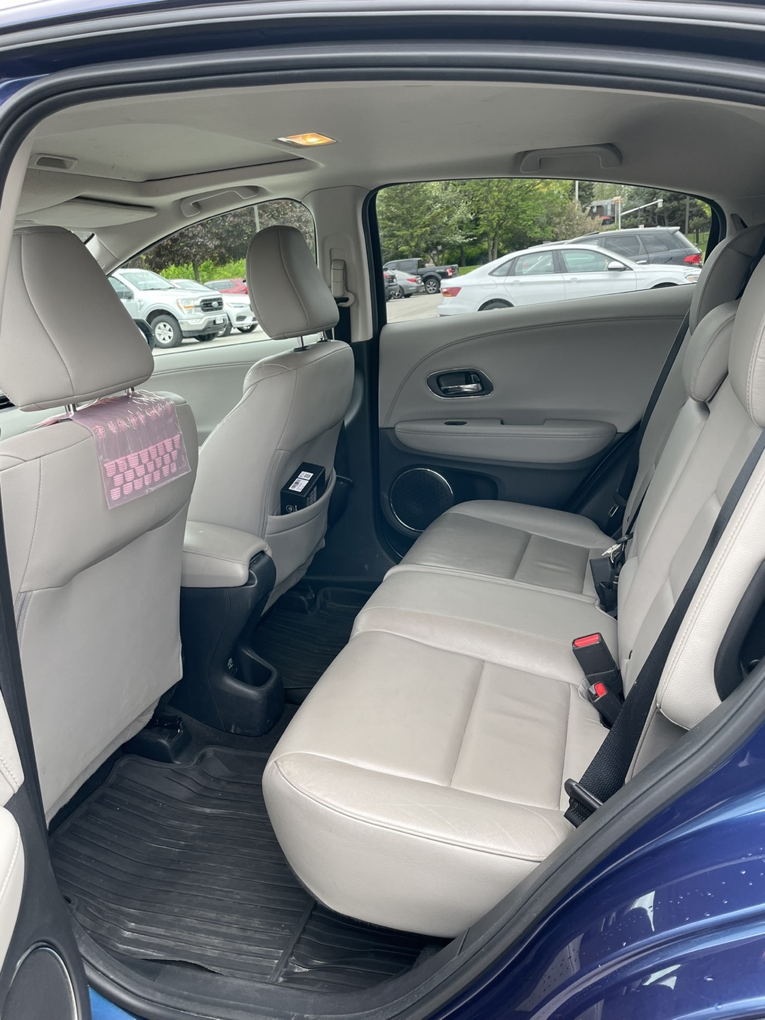 Blue Honda HR-V - photo 5
