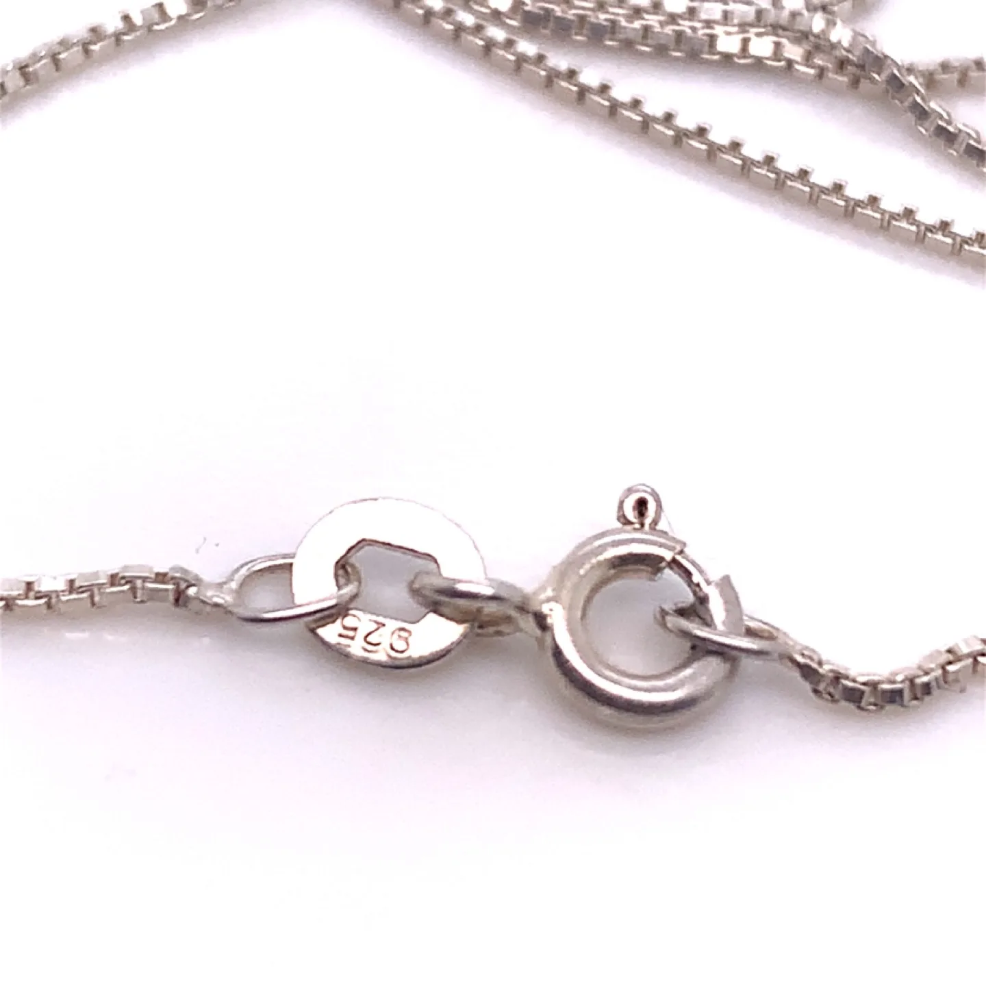 Sterling Silver Box Chain Necklace 16” 1.85g image indicator(4)