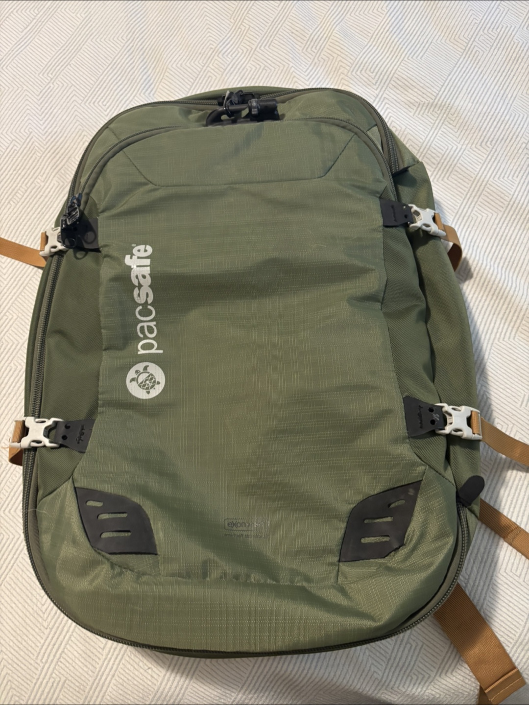 Pacsafe Venturesafe Backpack. 25L