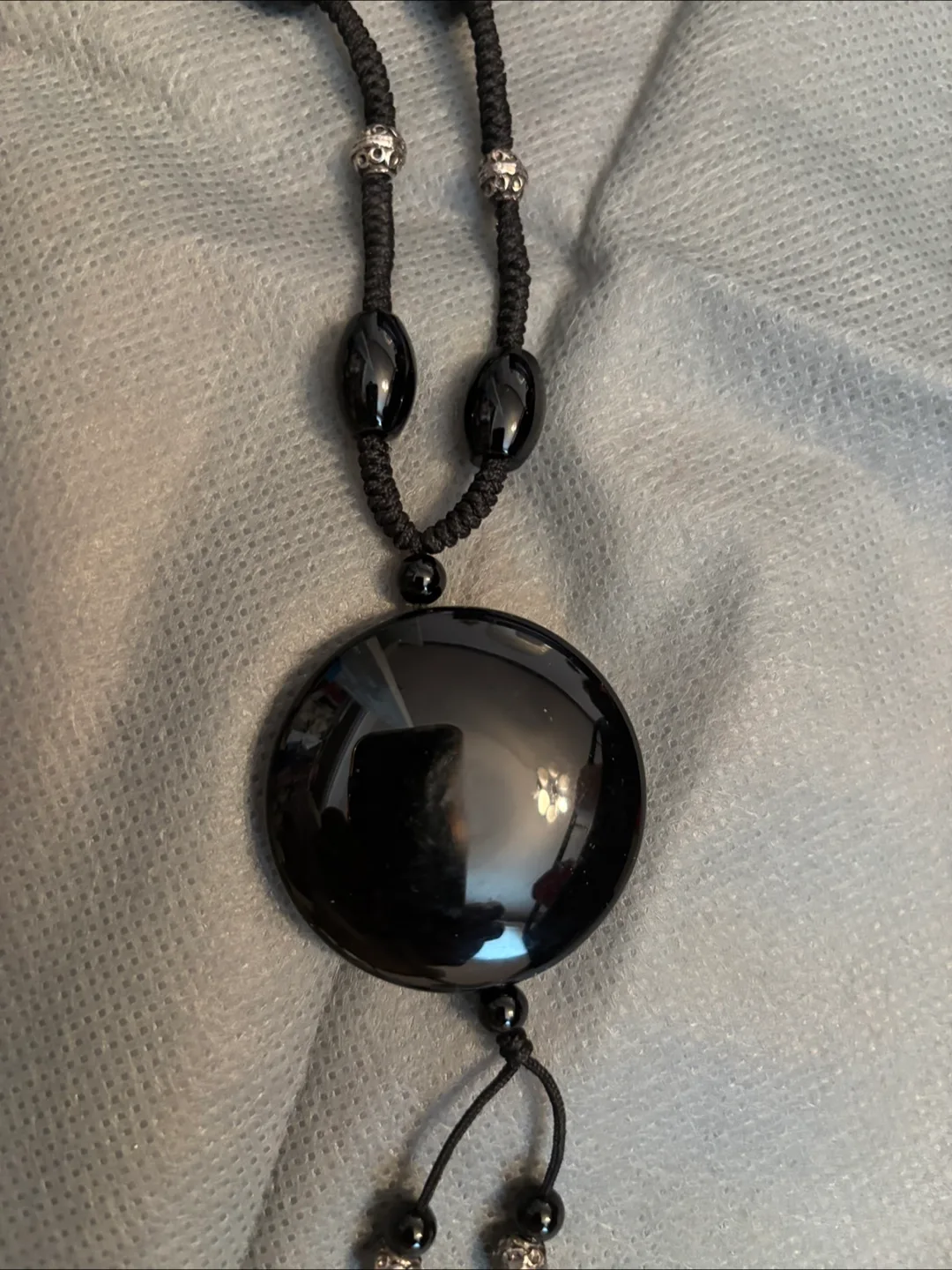 Black beaded necklace image indicator(2)