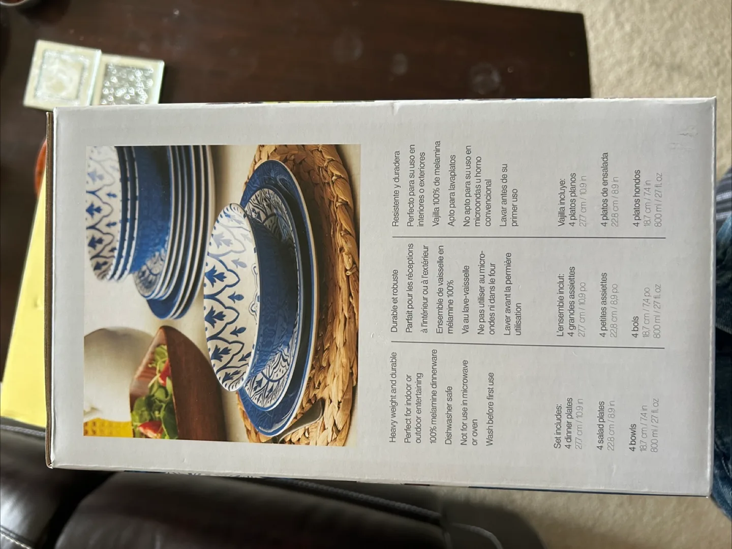 12-Piece Melamine Dinnerware Set image indicator(2)