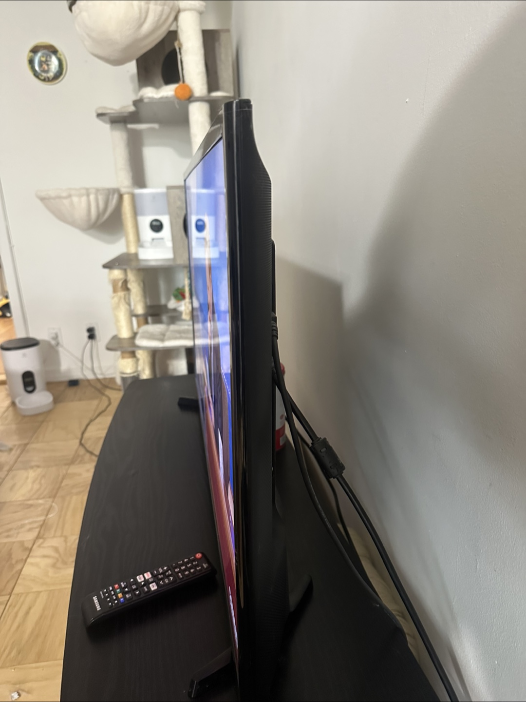 Samsung 40-in LED FHD TV, 2019 - photo 2