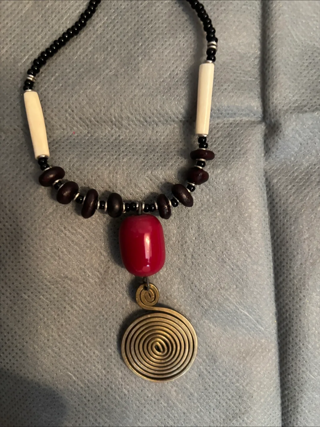 Handmade Beaded Necklace image indicator(2)