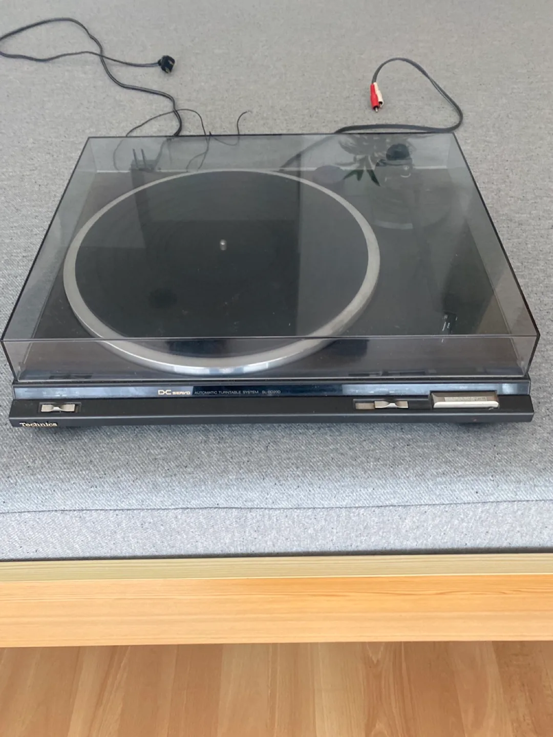 Technics Turntable thumbnail
