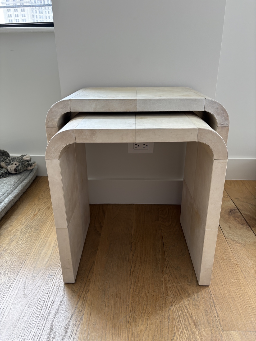 RH Modern Curved Nesting Side Tables