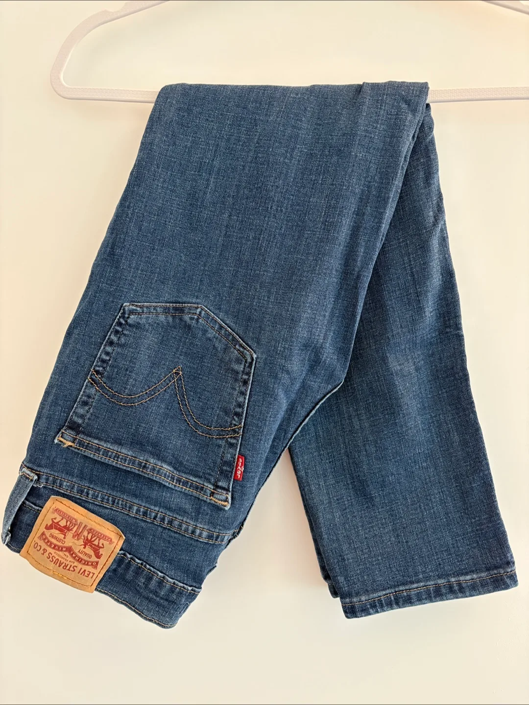 Levi's Boyfriend Jeans thumbnail
