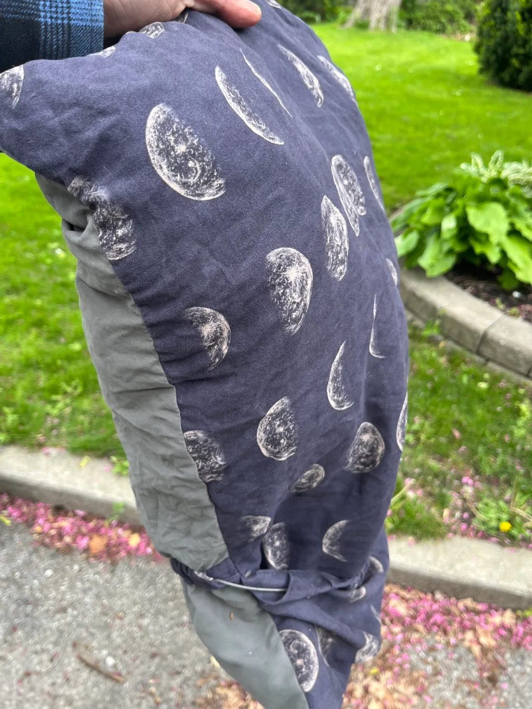 Therm-A-Rest Inflatable Pillow image indicator(2)