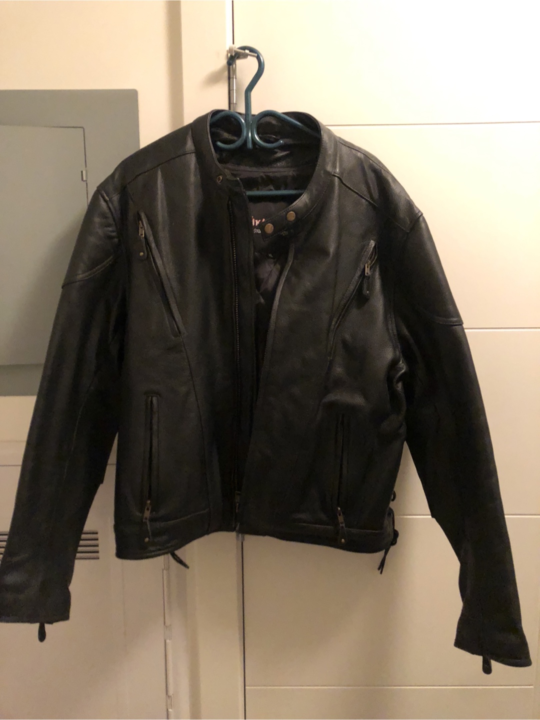 Motorcycle black leather jacket with removable liner, XL. - photo 5