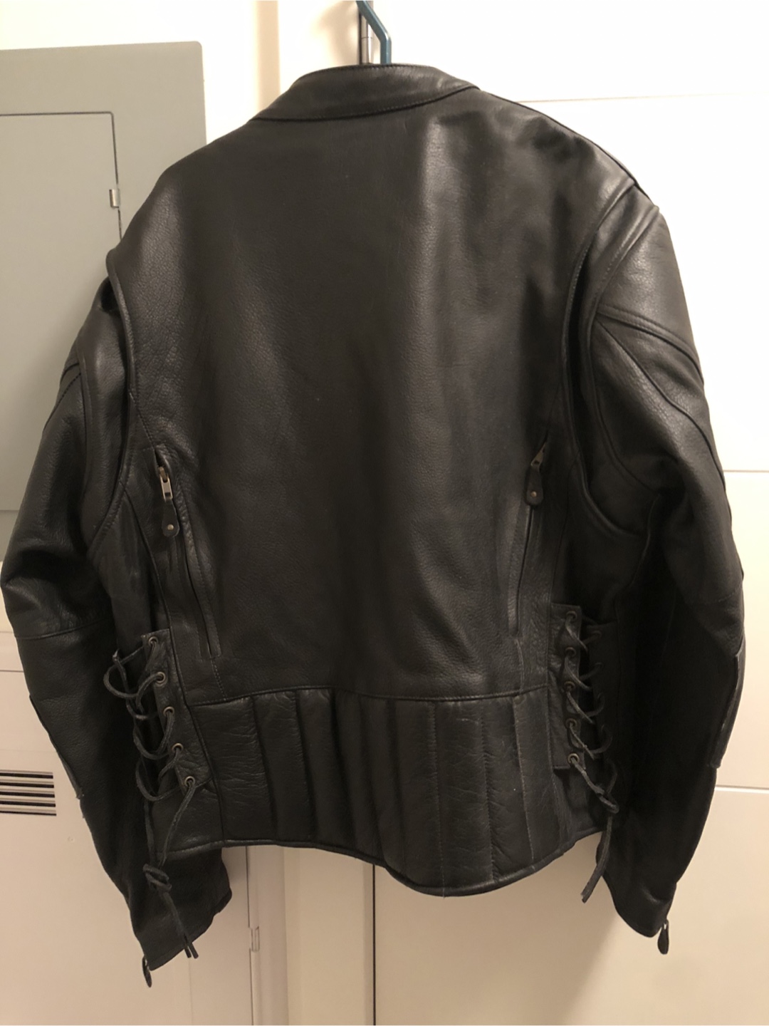 Motorcycle black leather jacket with removable liner, XL.