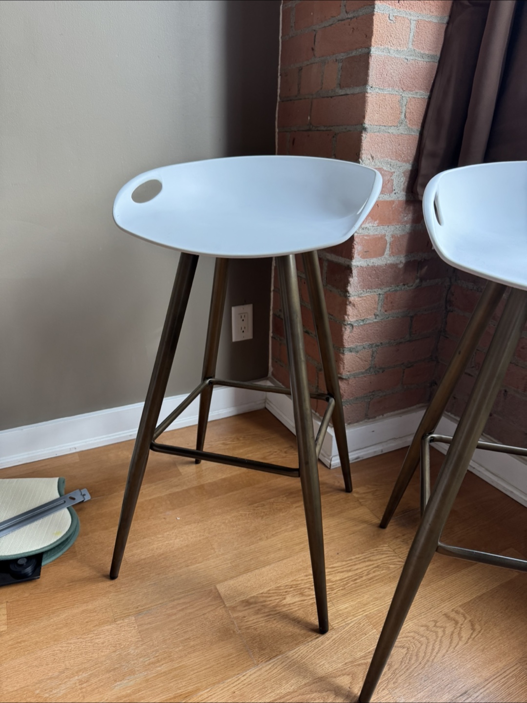 White Bar Stools - photo 2