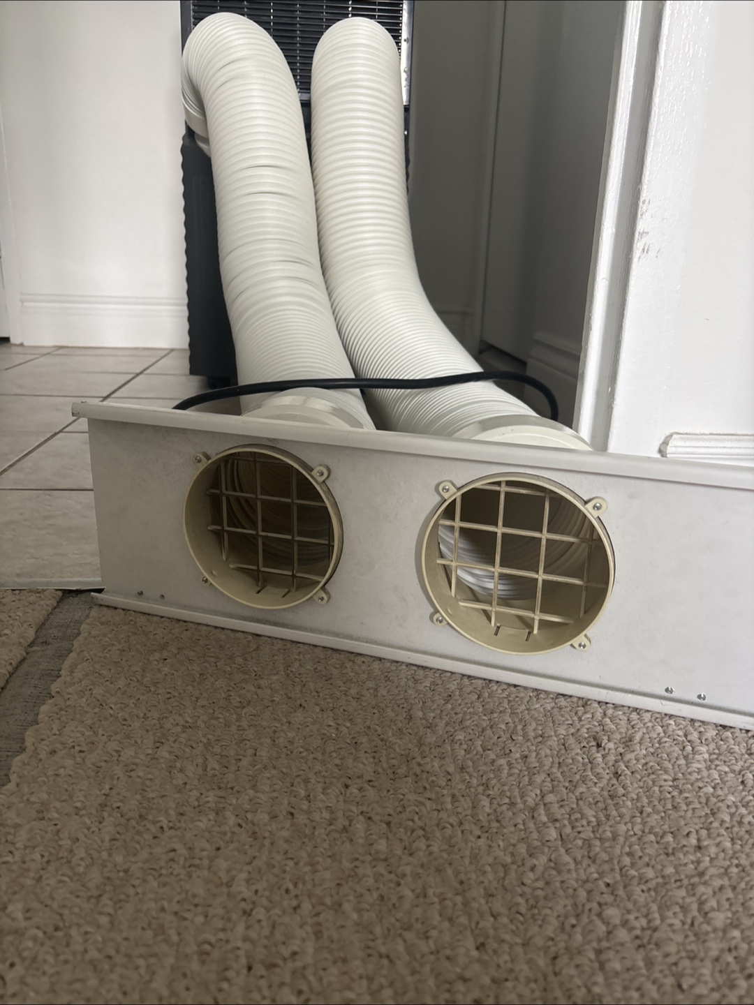 Portable Air Conditioner- great condition - photo 2