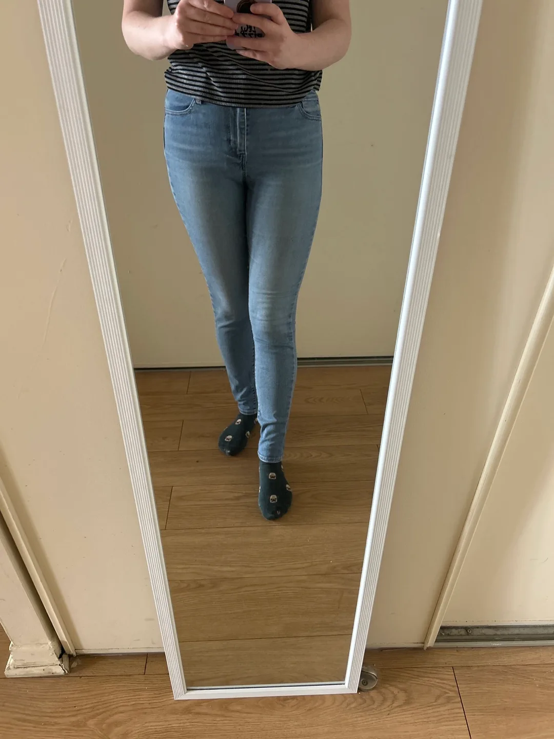 Levi's 720 High Rise Super Skinny Jeans thumbnail